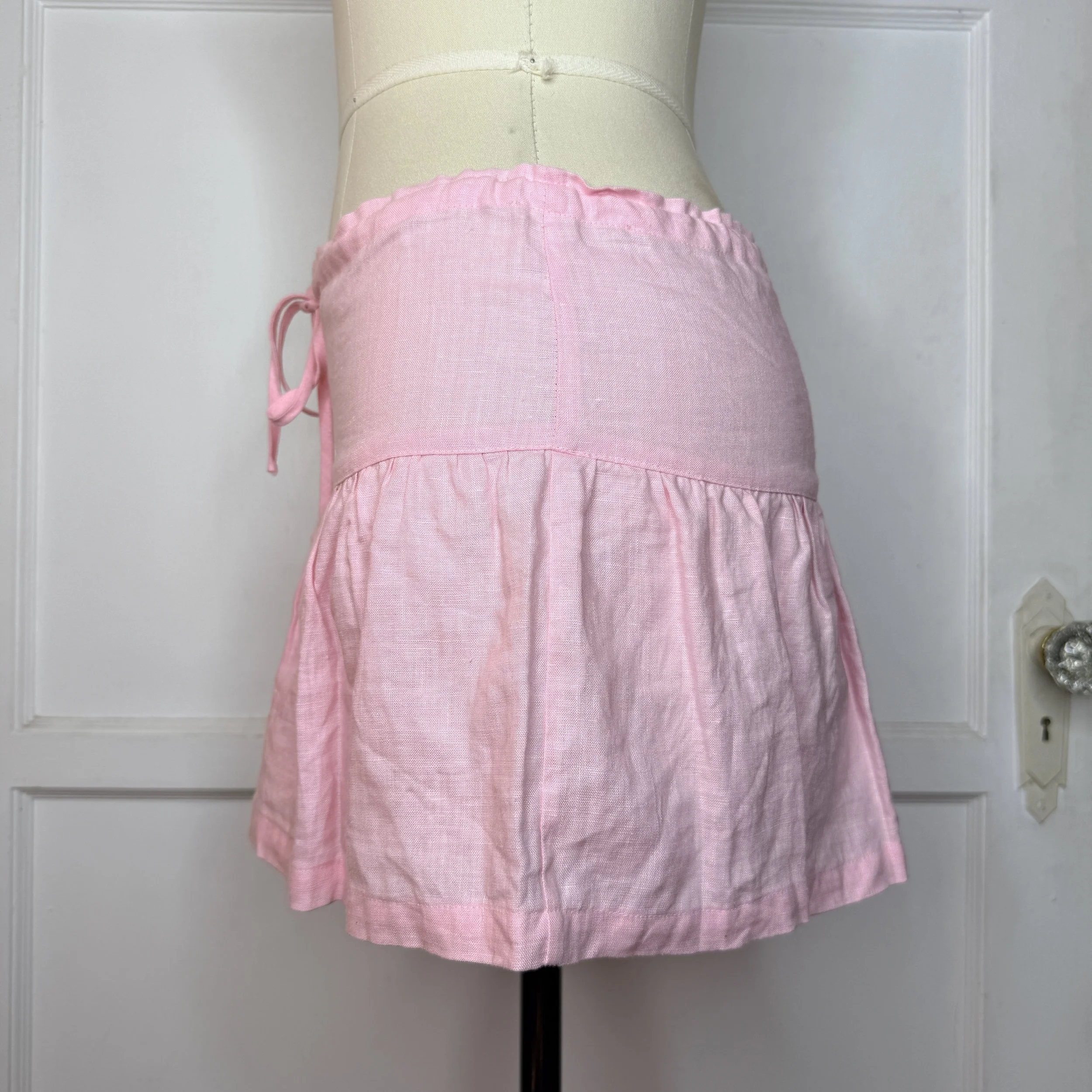 f21pinkminiskirt3.jpg