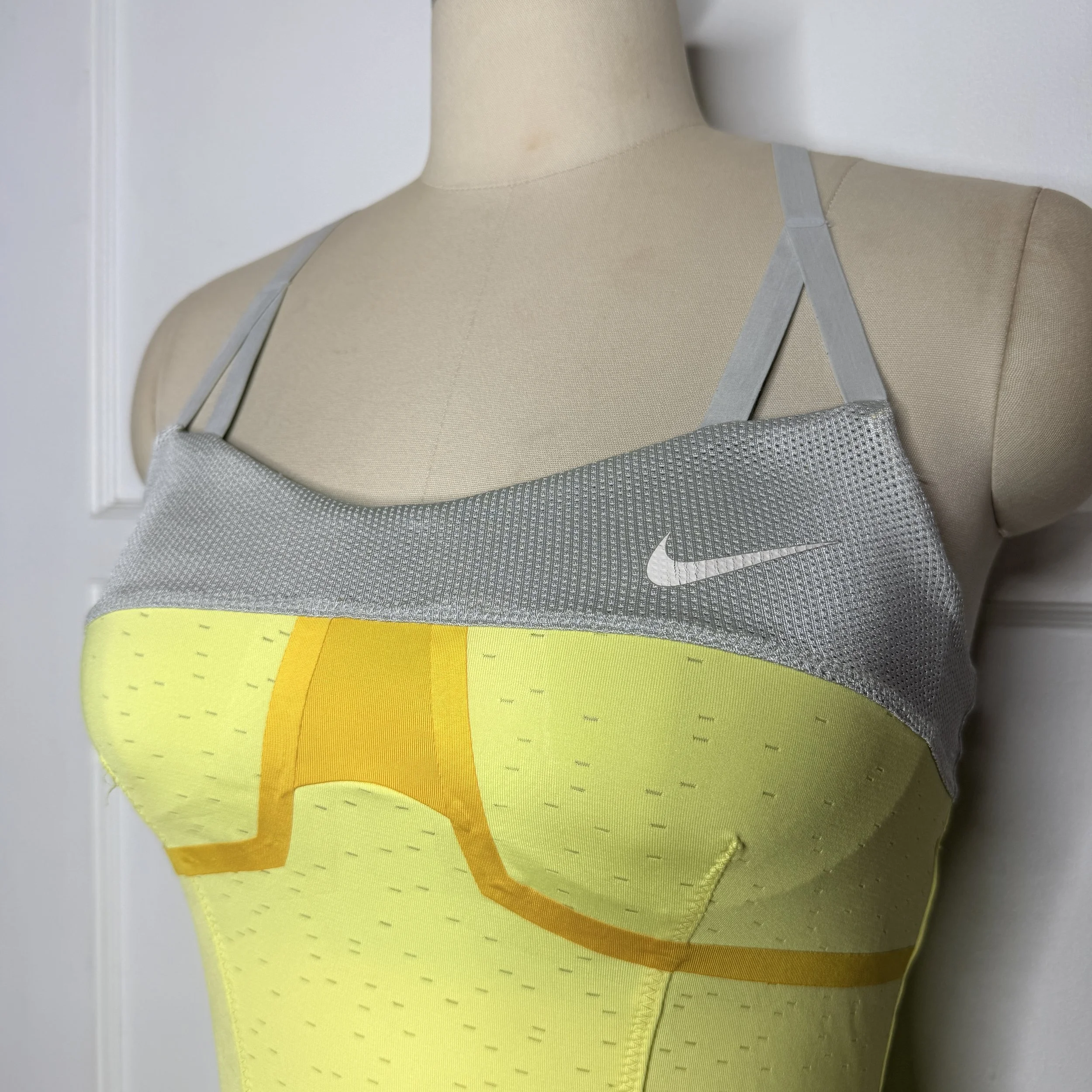 nikemariadress2.jpg