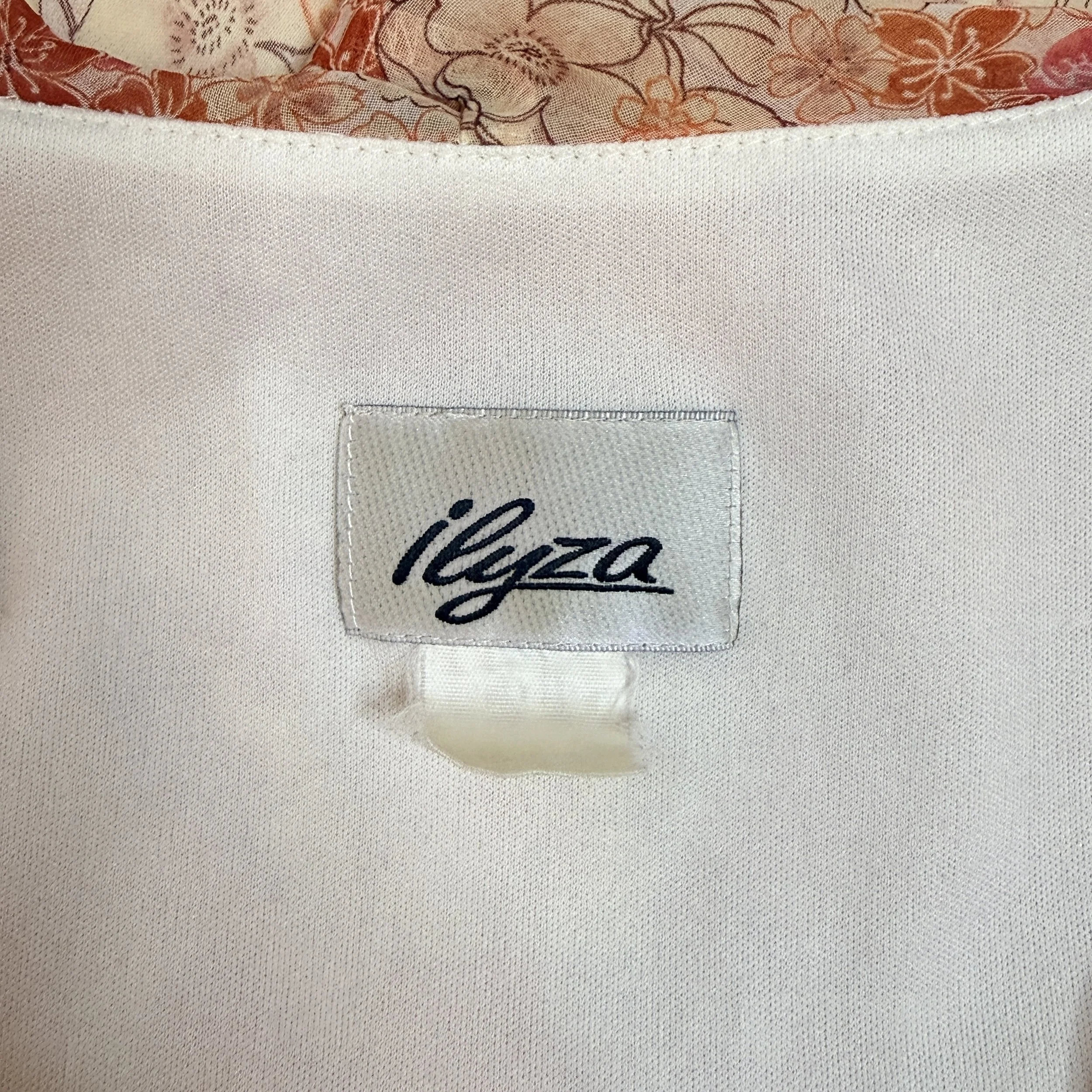 ilyzabeigefloraltop5.jpg