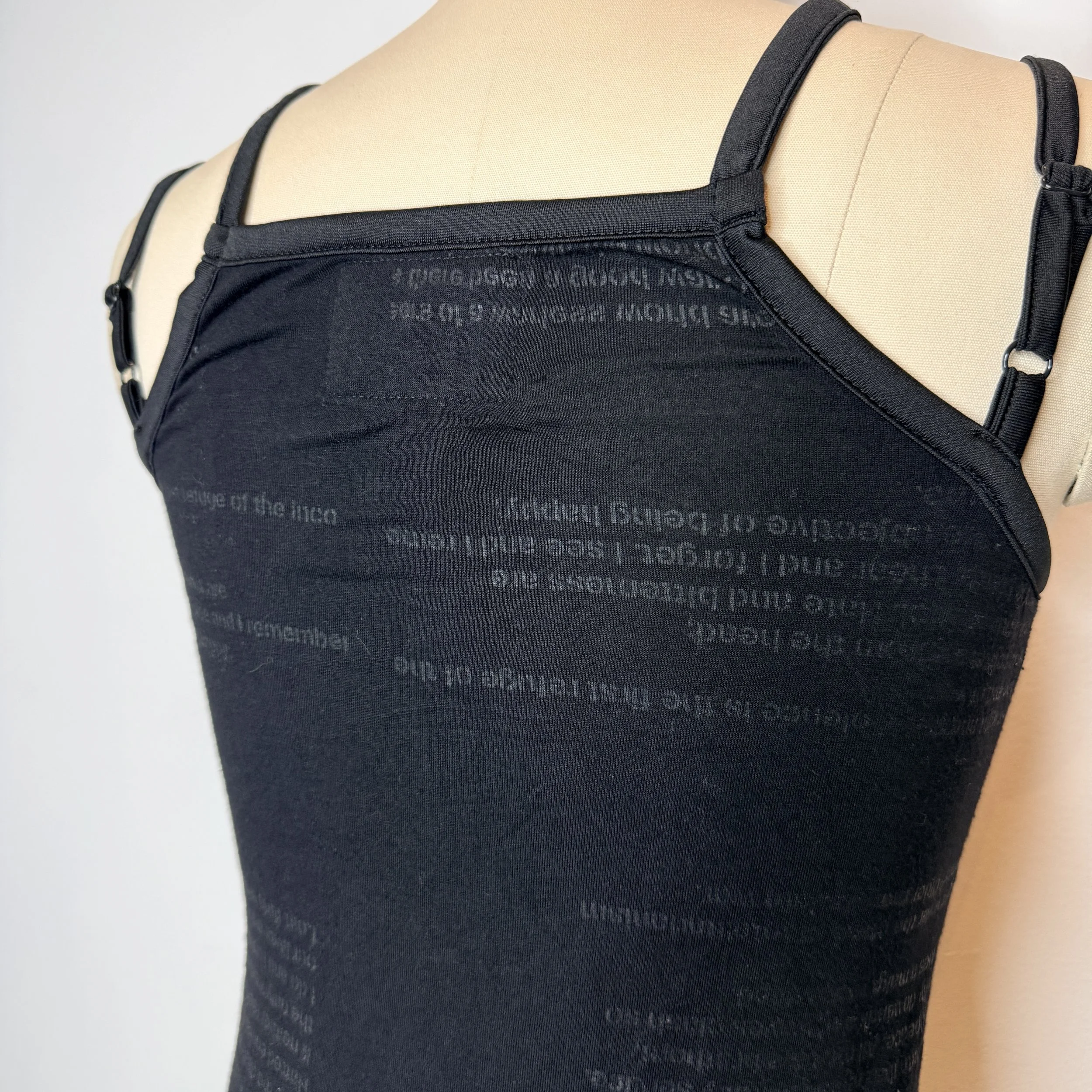 h.naotoblacktextcami6.jpg