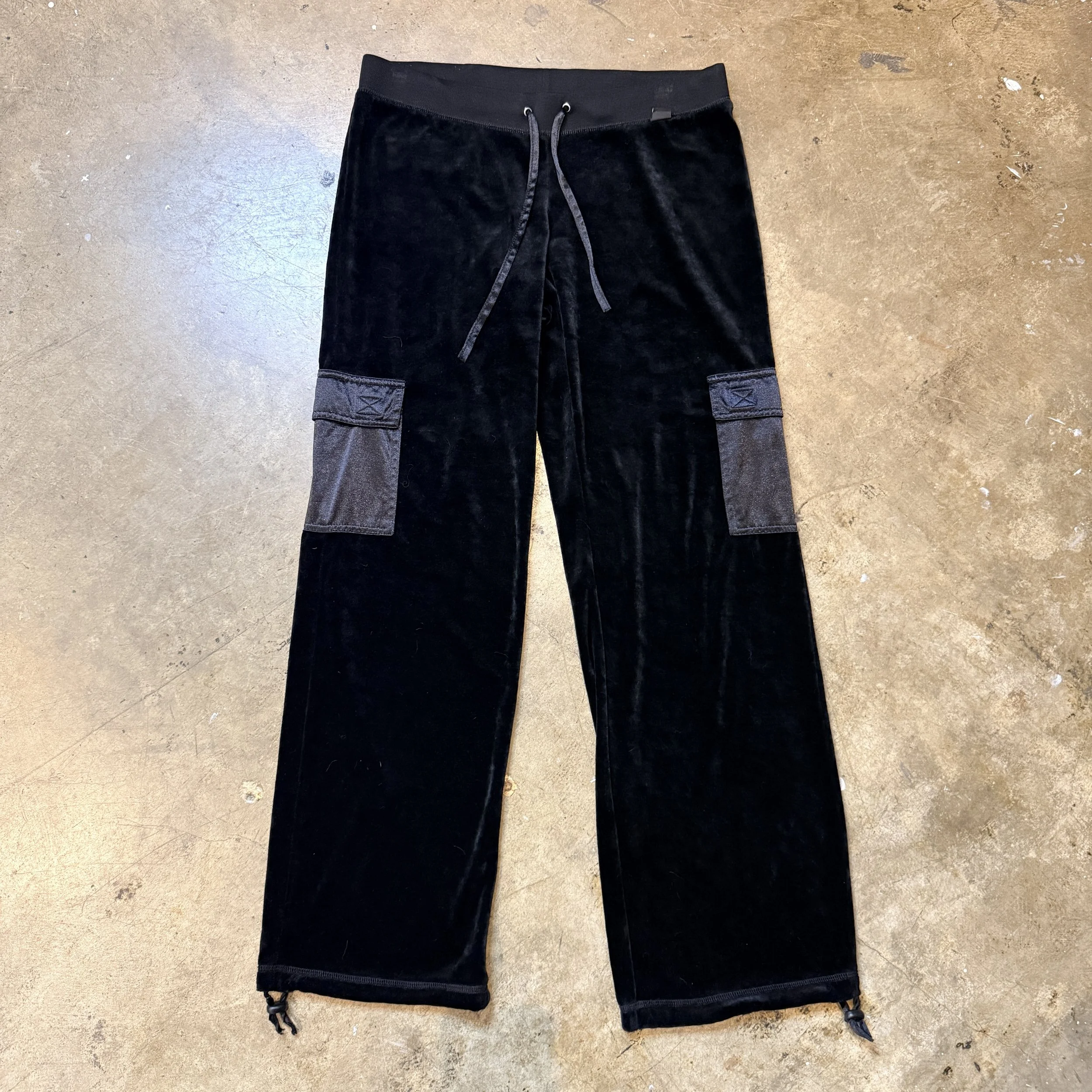 bcbgblackvelourpants1.jpg