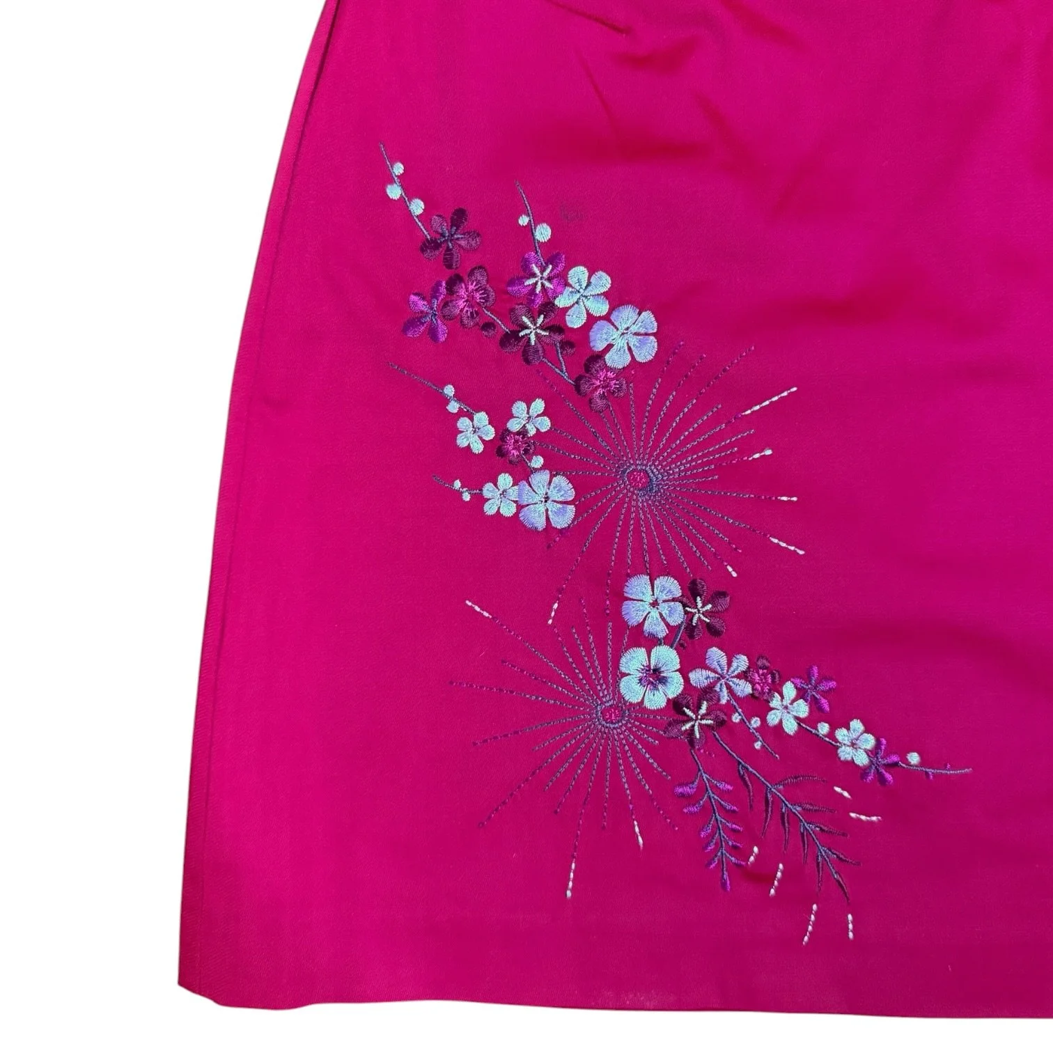 expressredflowerminiskirt2.JPG