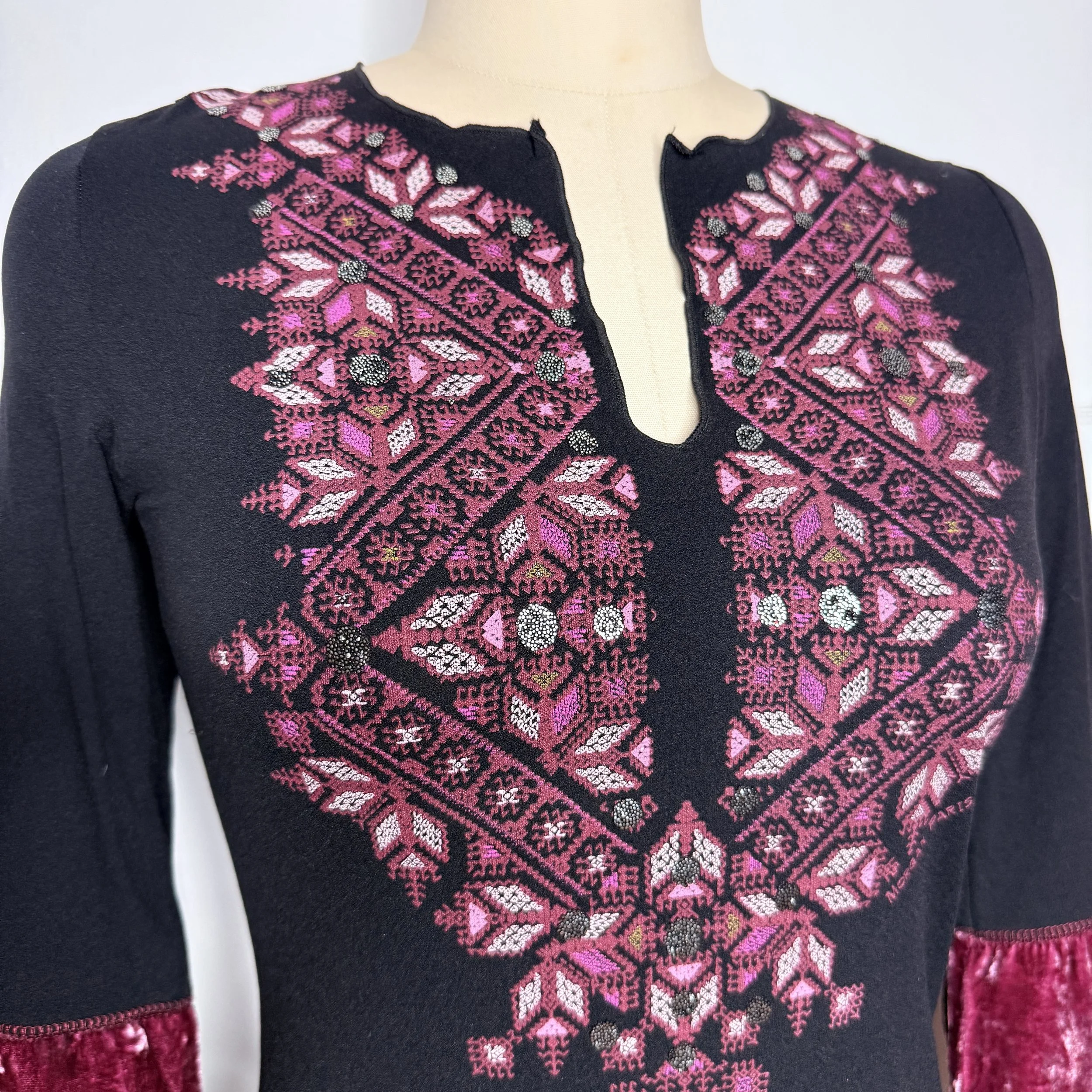 morganvelvetstripesleevetop2.jpg