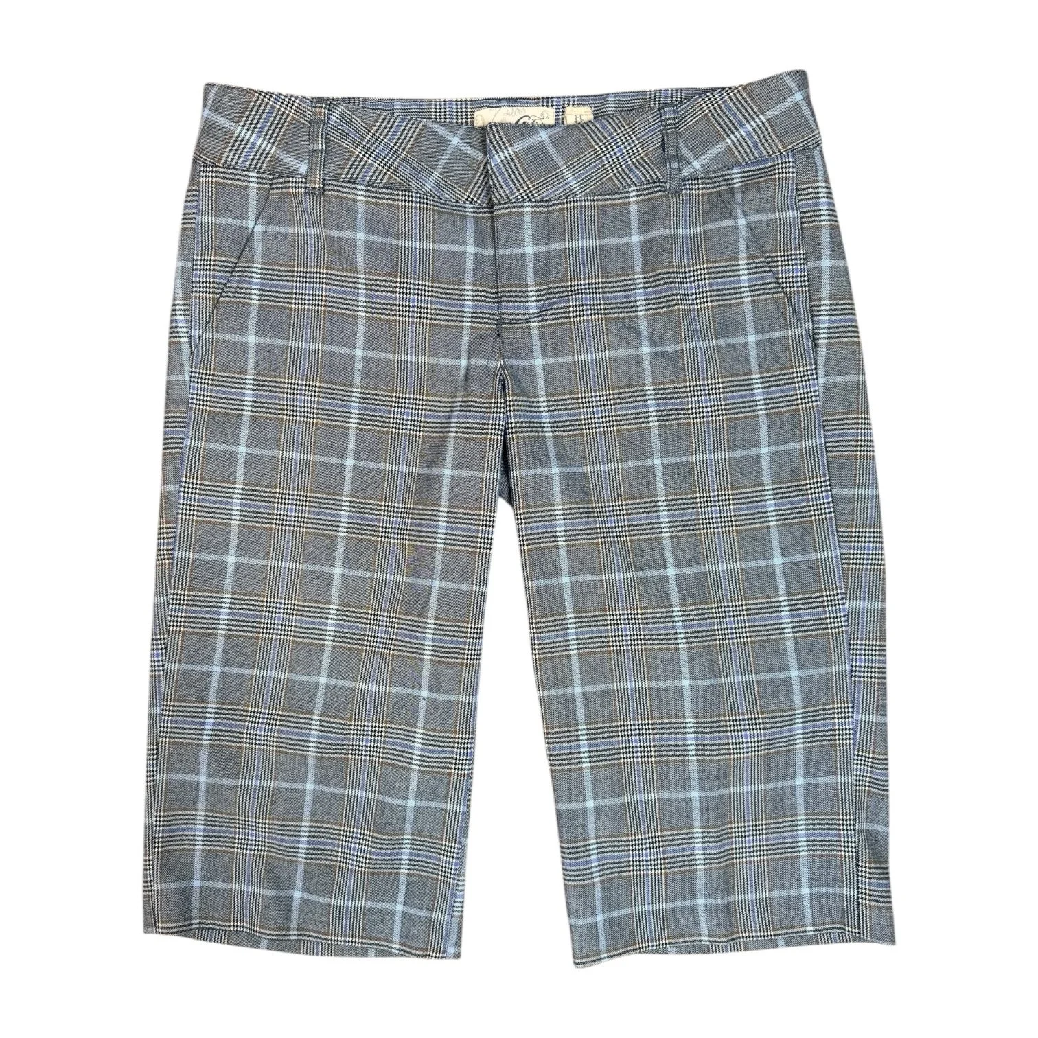 guessgreyplaidshorts1.JPEG