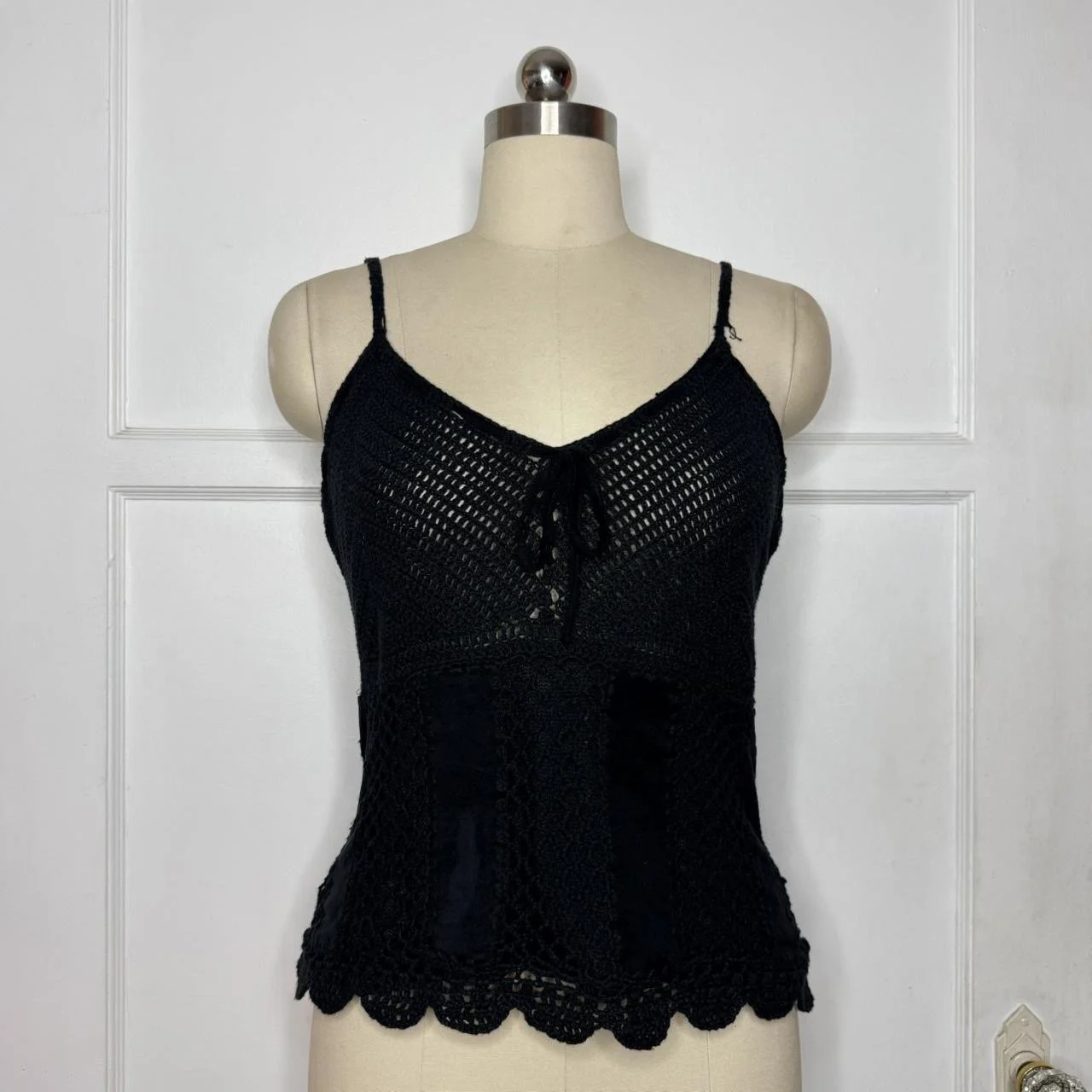 ohyesblackcrochetcami1.JPG