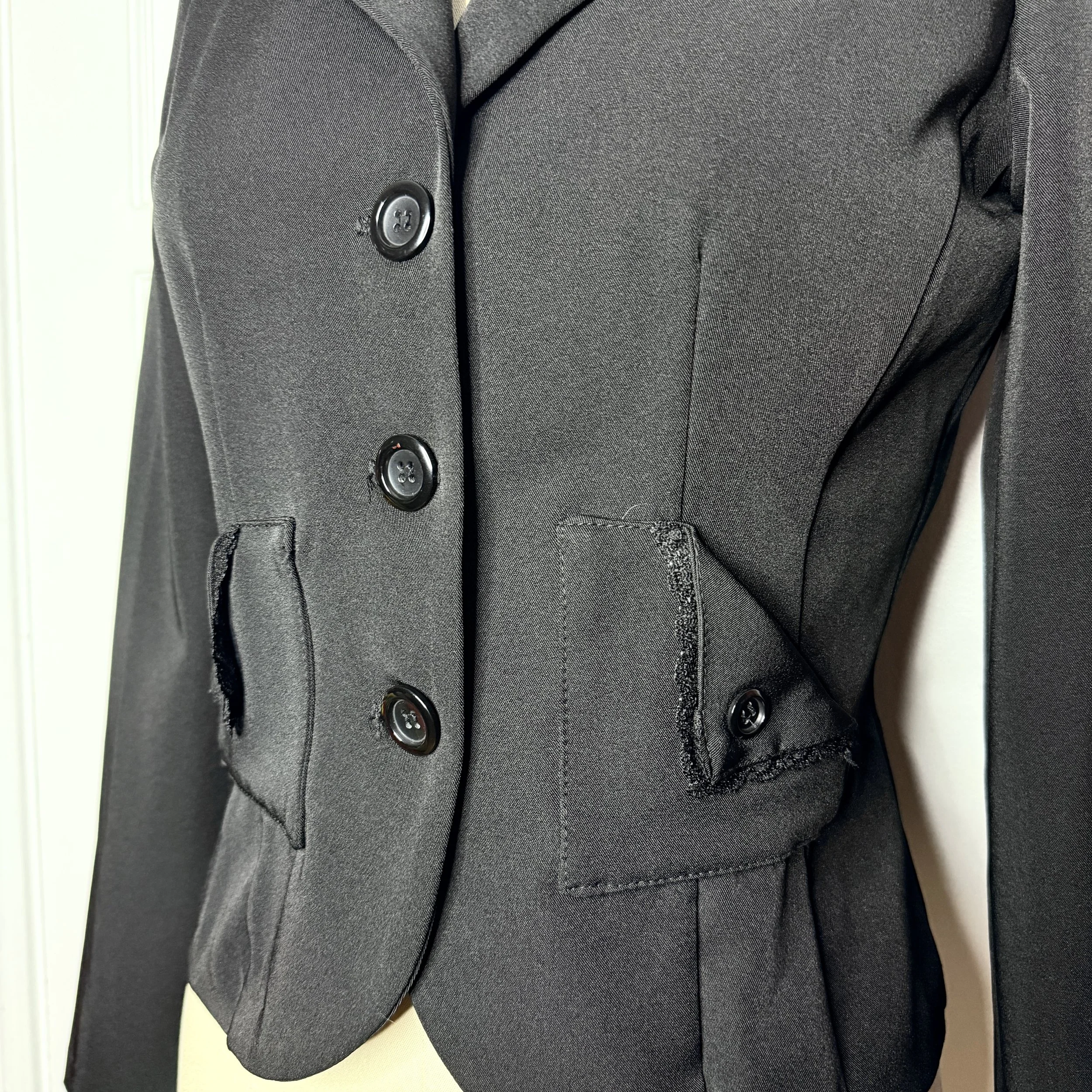 charlotterusseblackblazer2.jpg