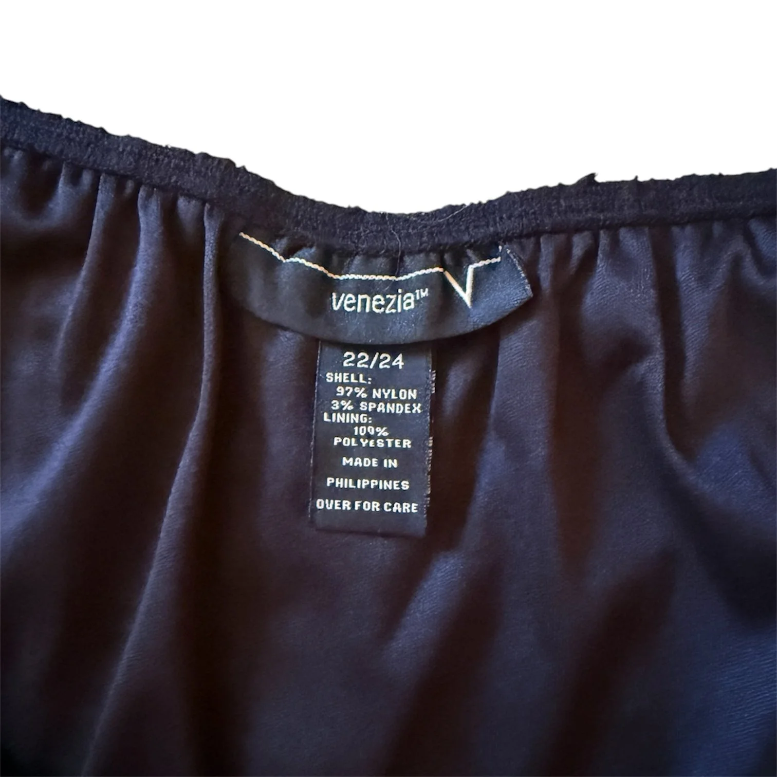 veneziablacklacebabydolltop3.JPG