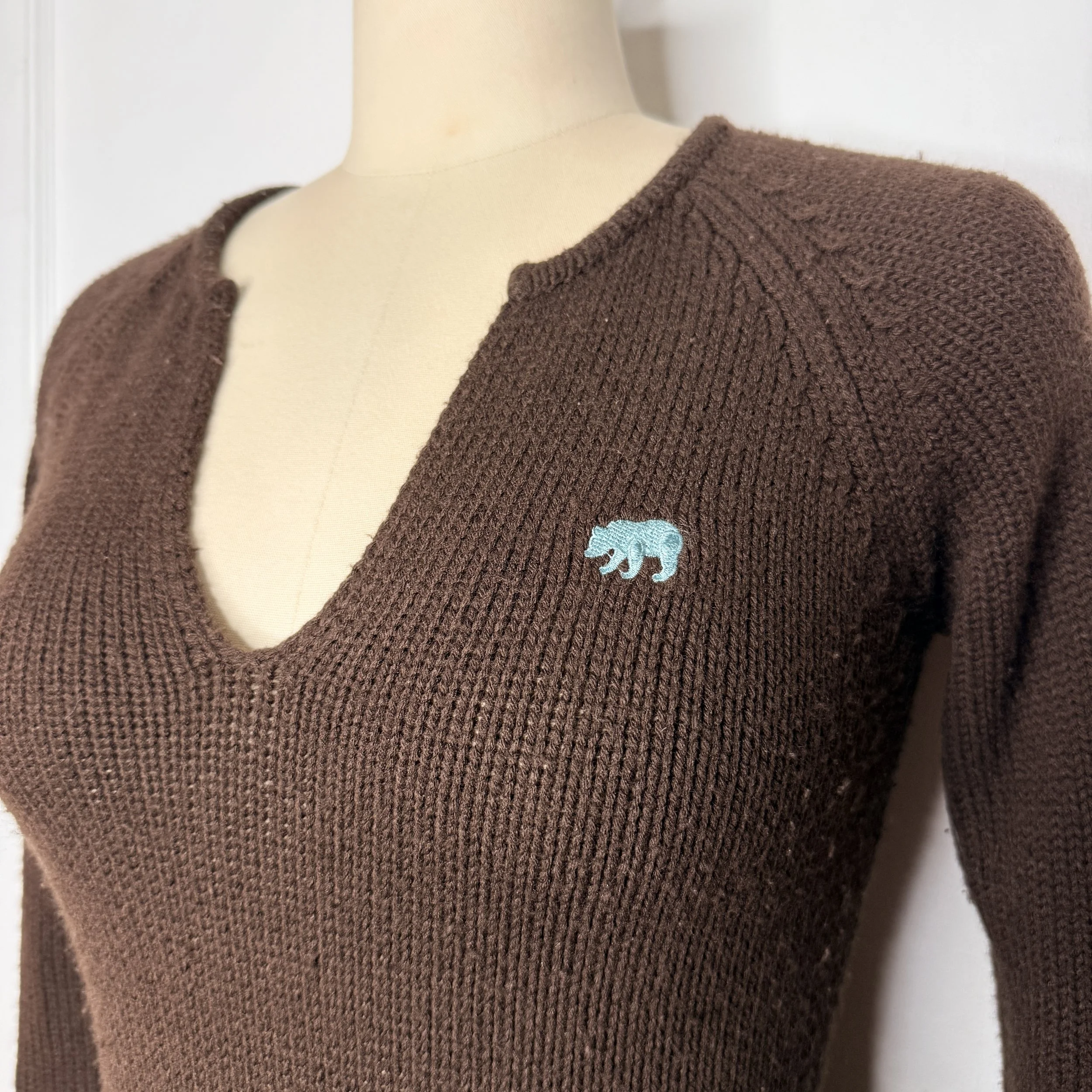 energiebrownsweater2.jpg