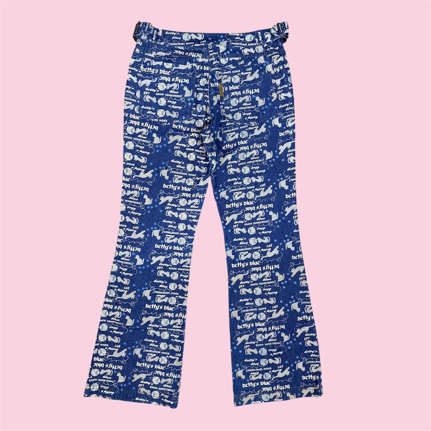 bettysbluecatjeans4.JPG