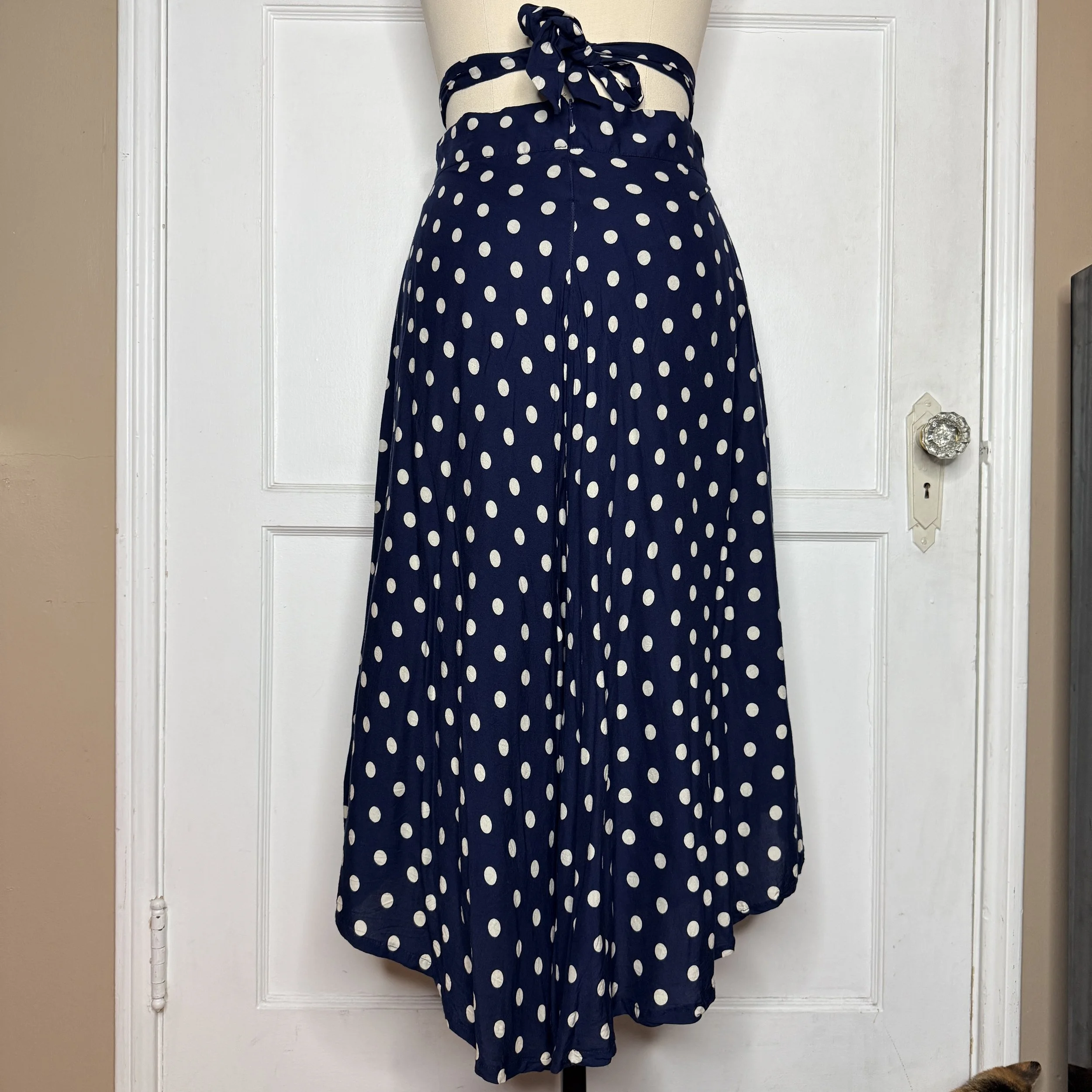 porridgepolkadotmidiskirt4.jpg