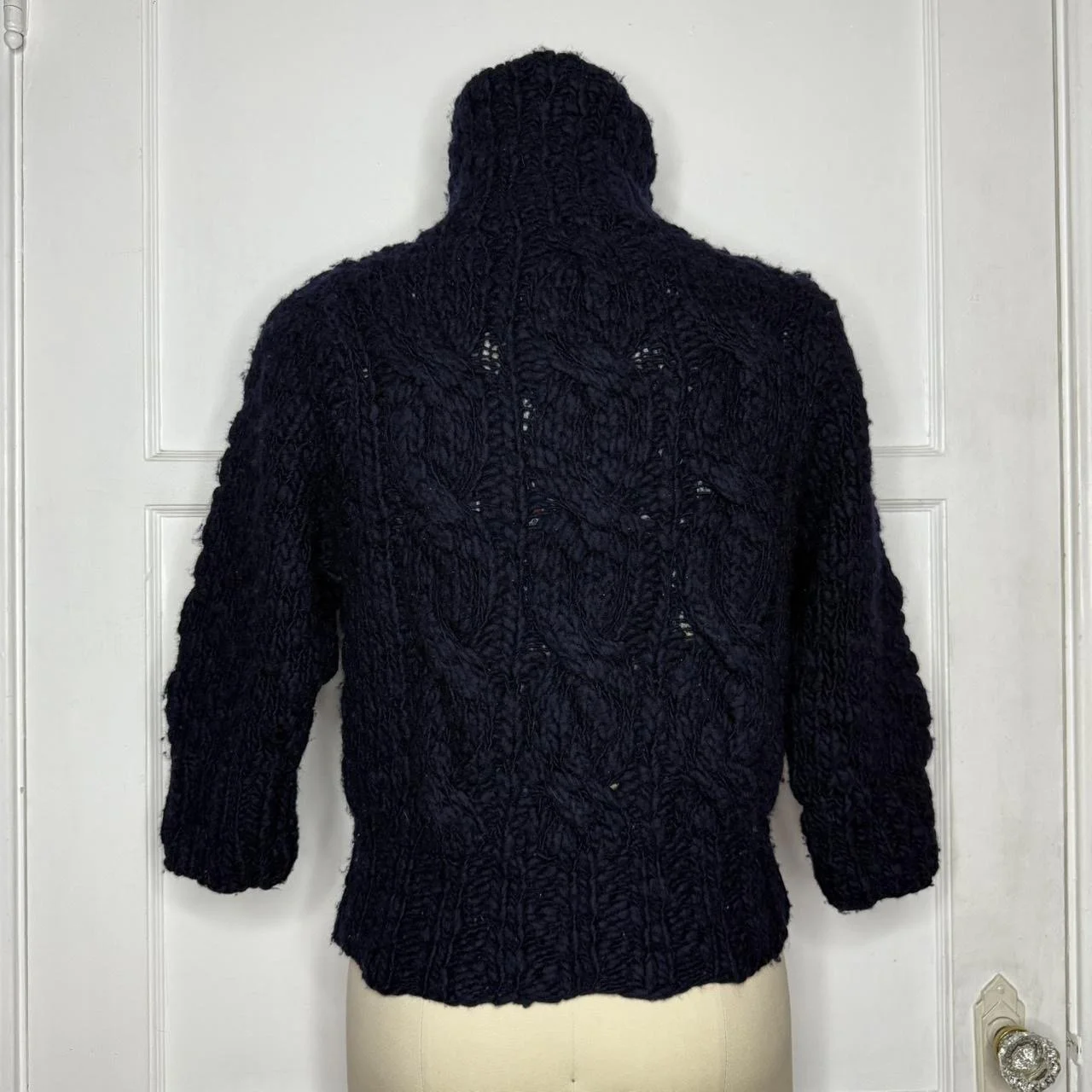 abercrombienavychunkycardigan5.JPG