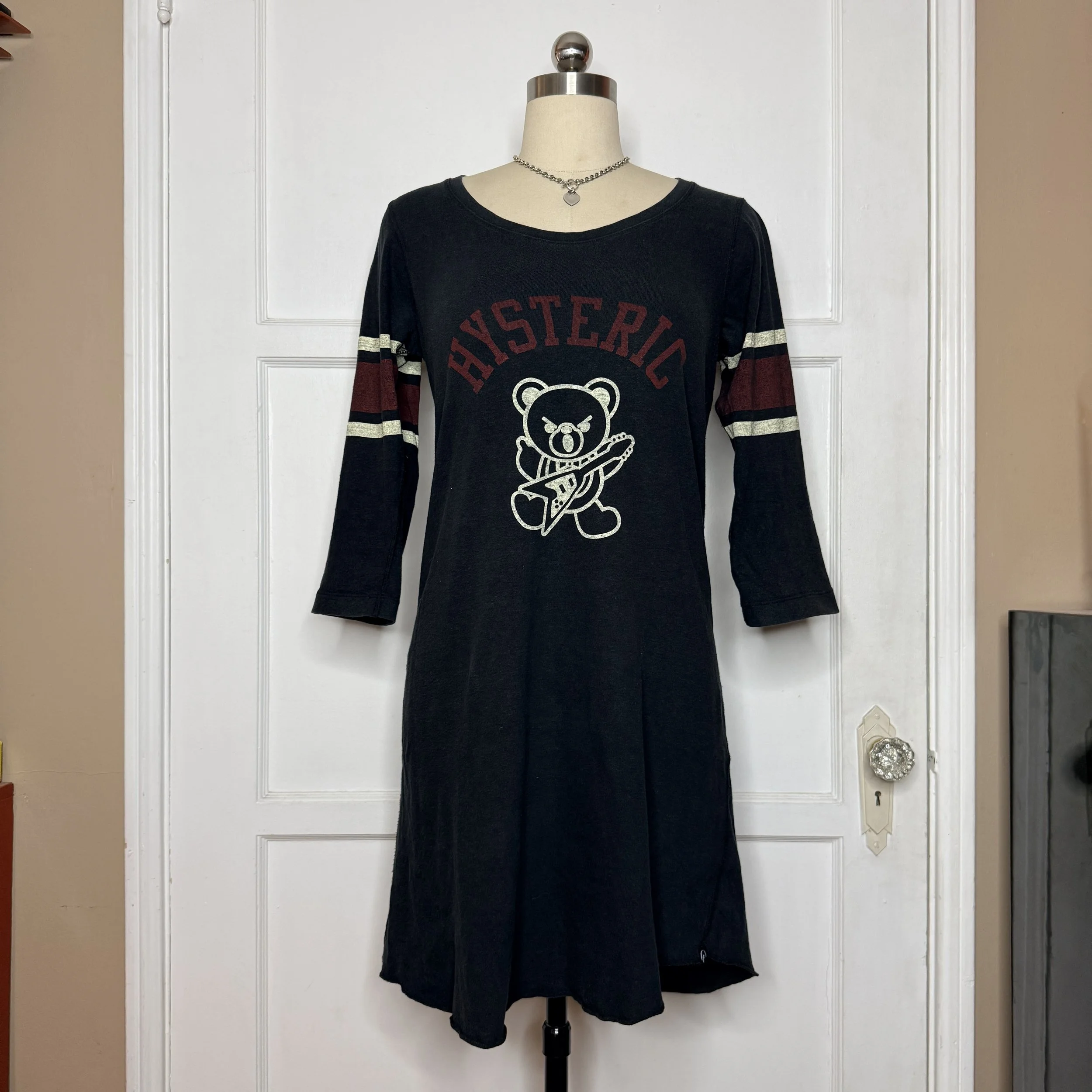 hystericglamourfuckbeardress1.jpg