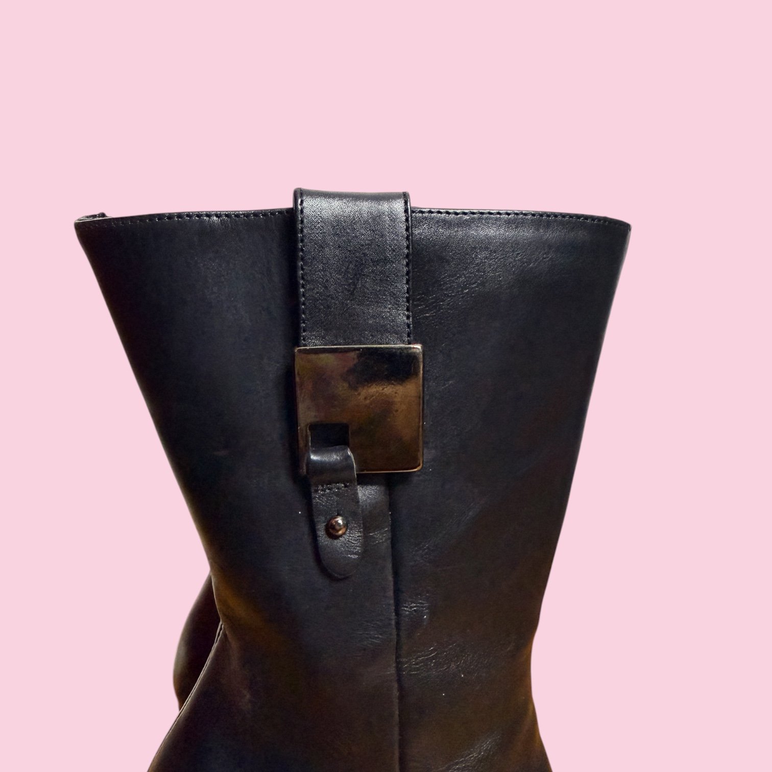 charlesdavidblackboots2.JPG