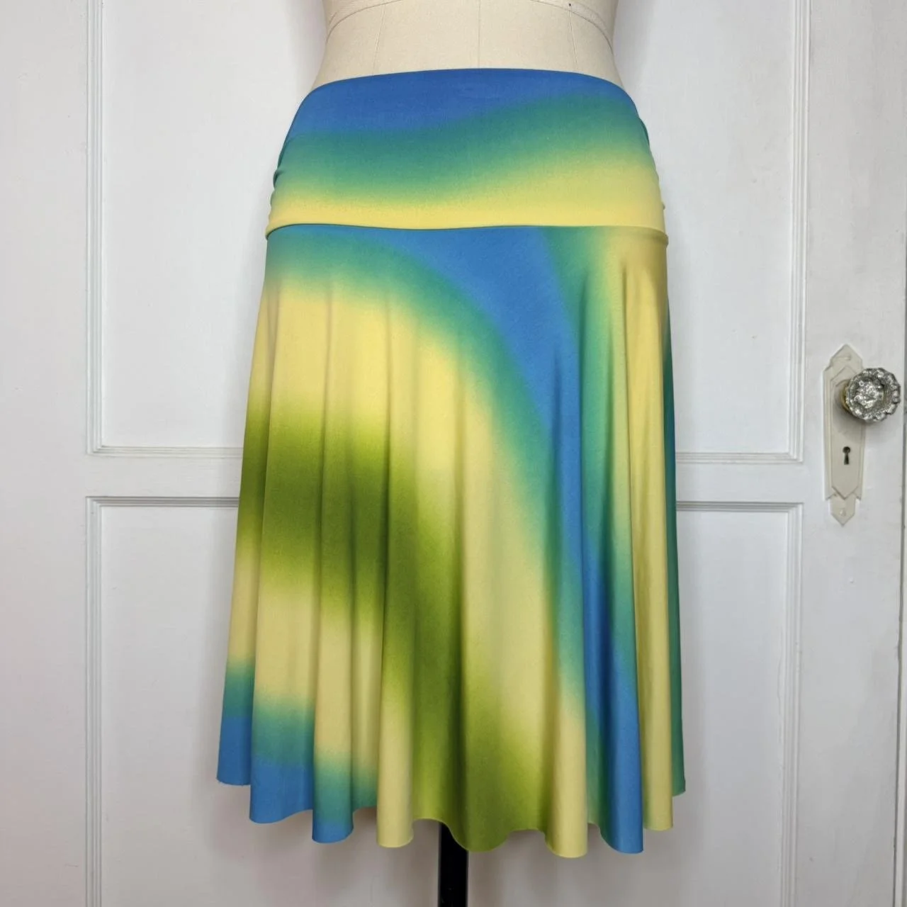 oboegradientmidiskirt1.JPG