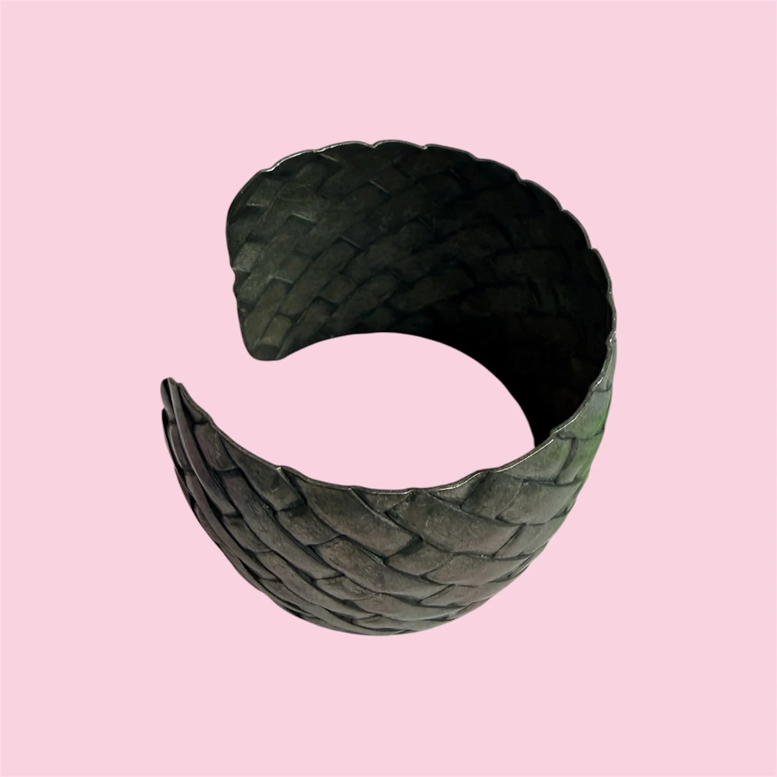 silverbasketweavecuff2.JPG