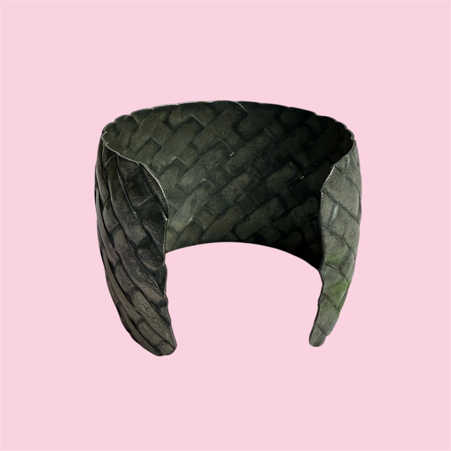 silverbasketweavecuff3.JPG