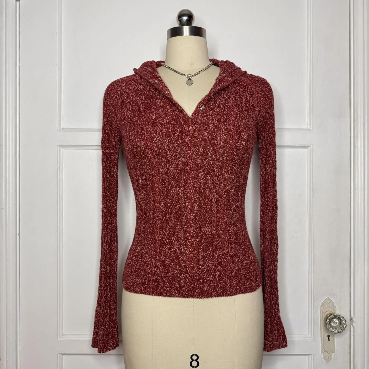 anchorblueburgundysweater1.JPG