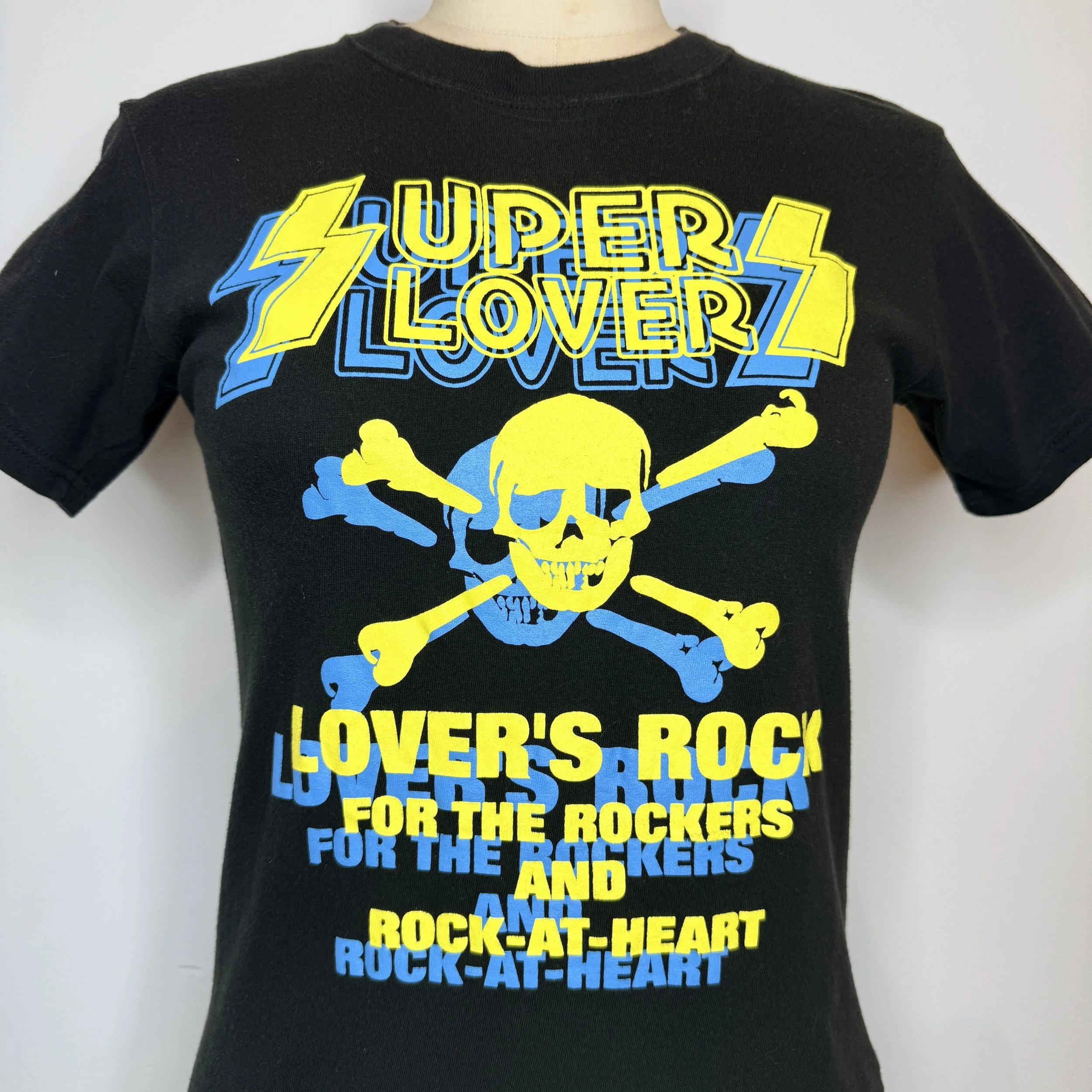 superloversblackyellowskulltee2.jpg