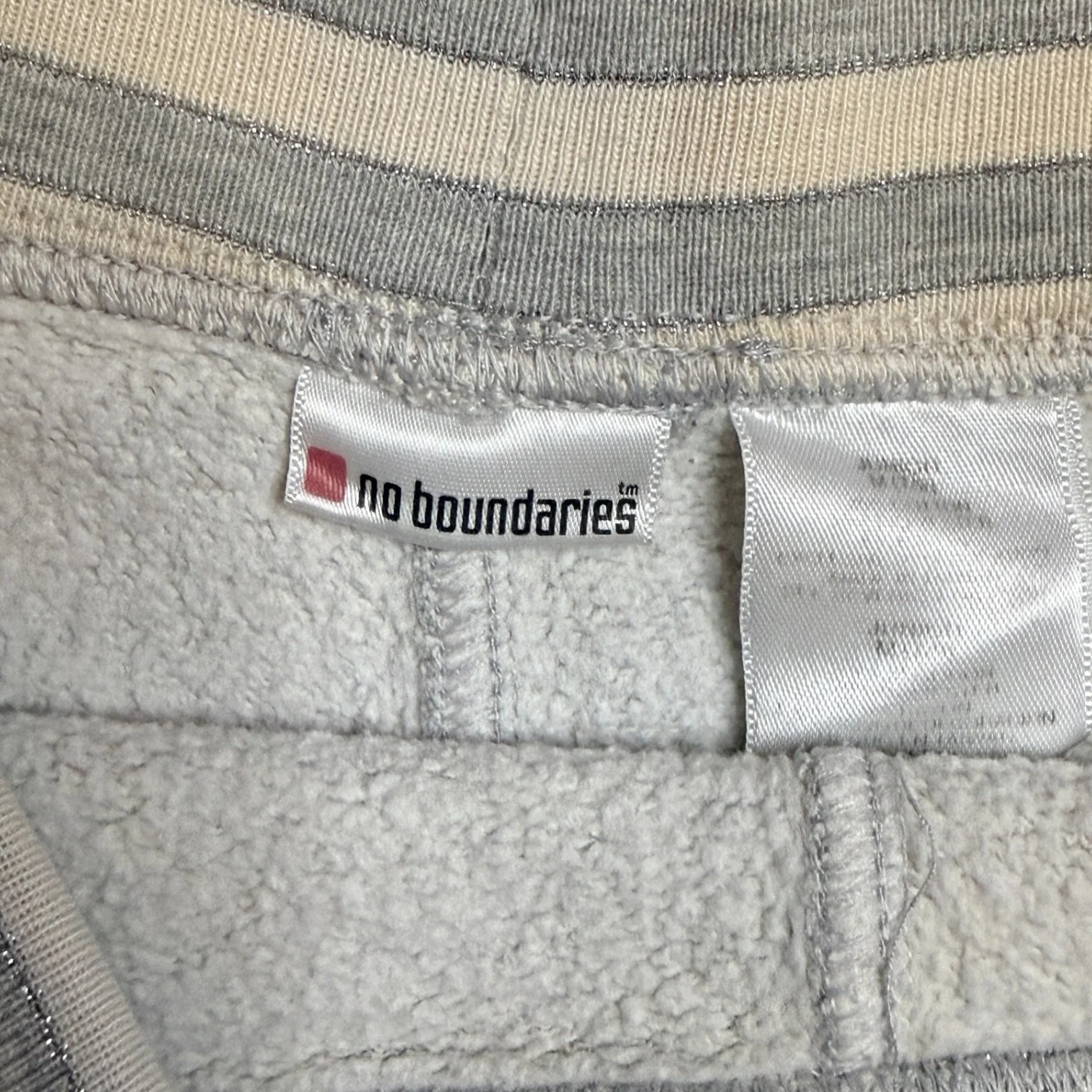 nobogreyblocketteshorts4.JPG