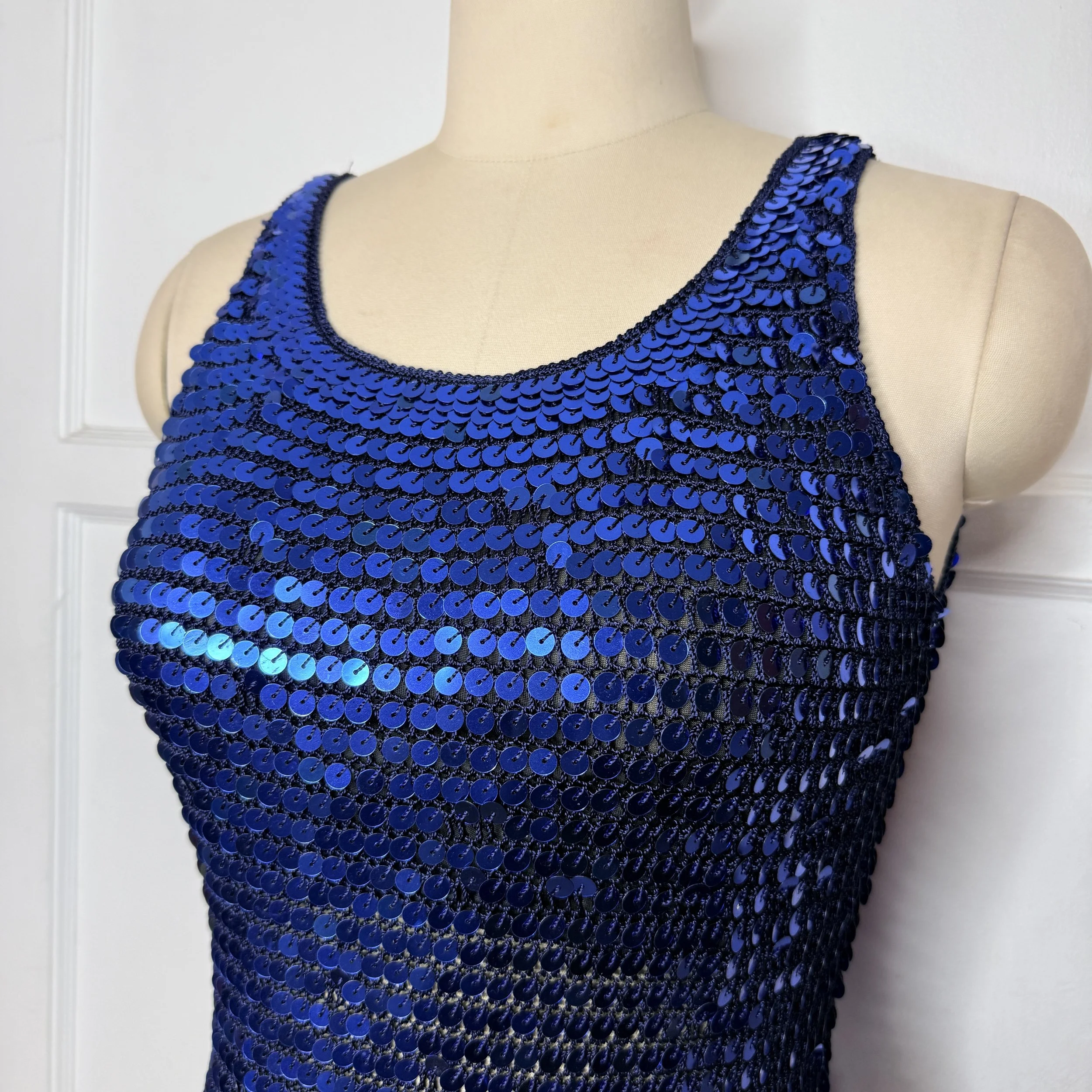 bluesequintank2.jpg