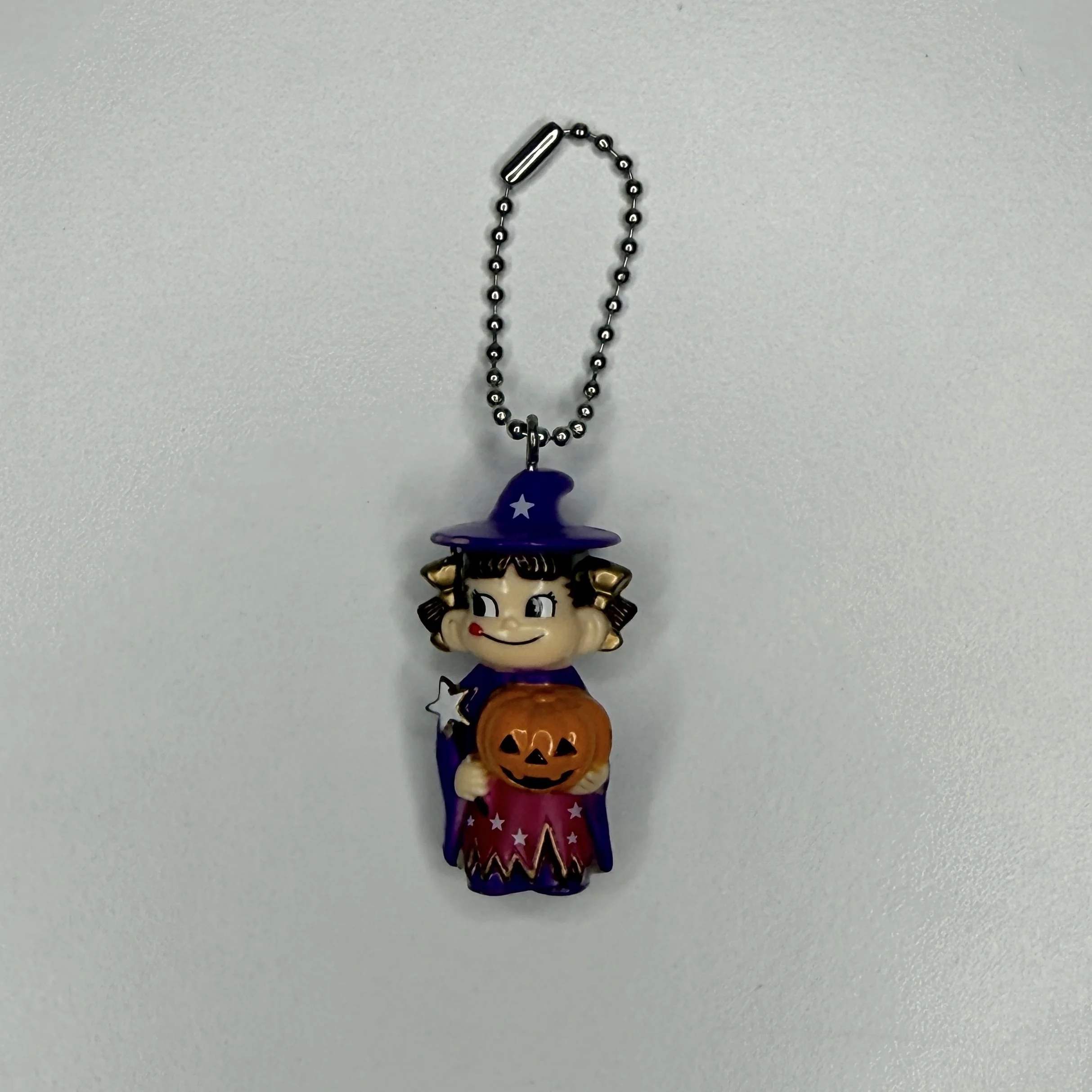 pekohalloweenkeychain1.jpg
