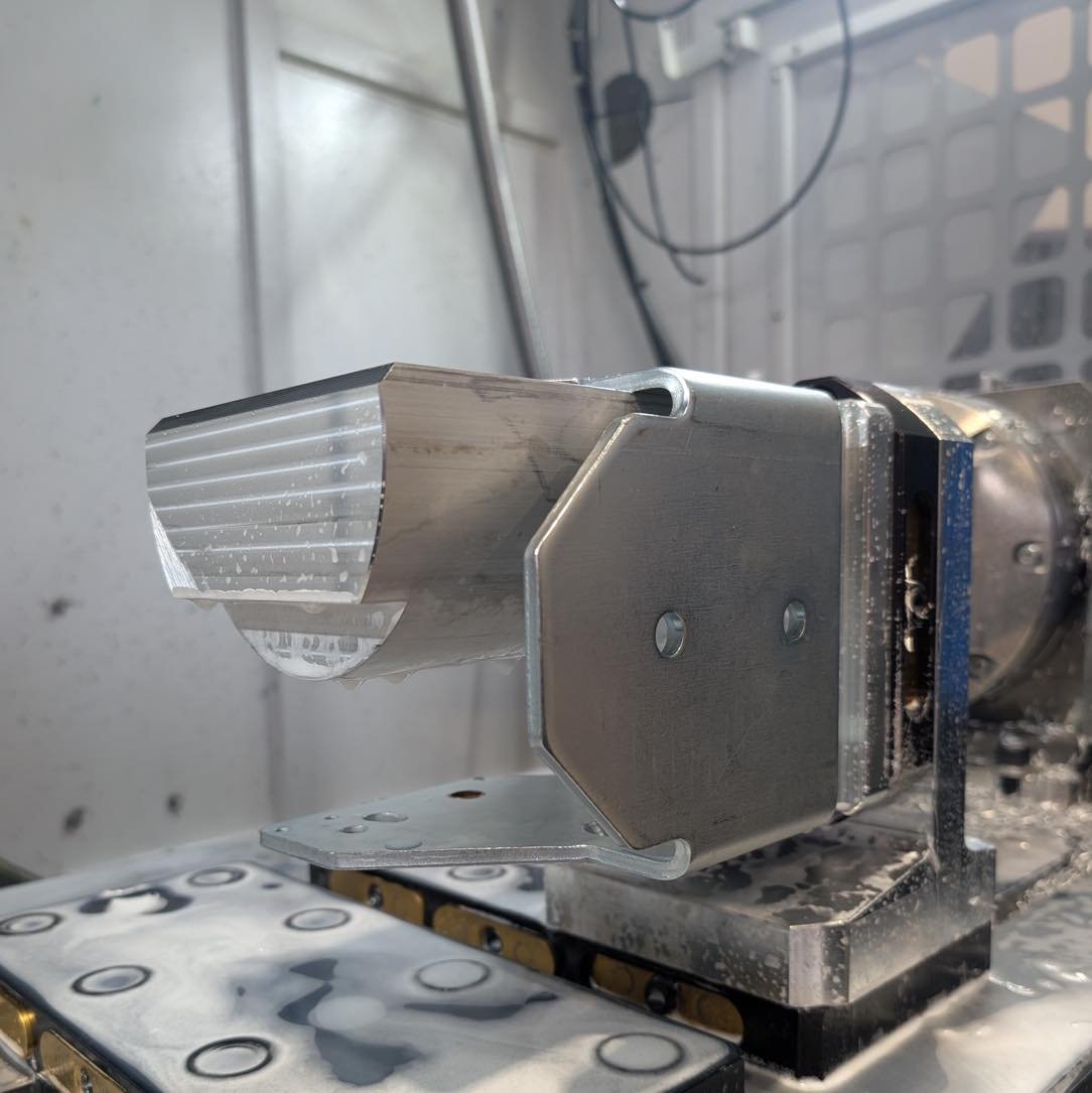 Custom work holding 😎

#cobaltcnc #workholding #workholdingsolutions #custom #cnc #cncmachining