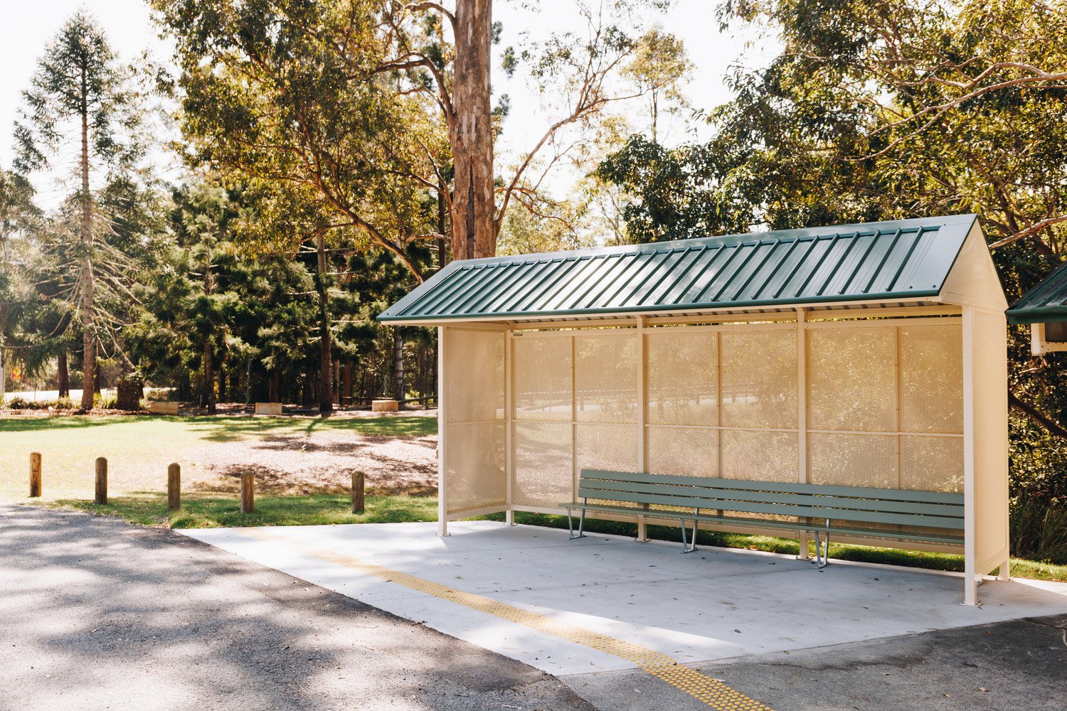 Benowa Bus Shelter (1).jpg