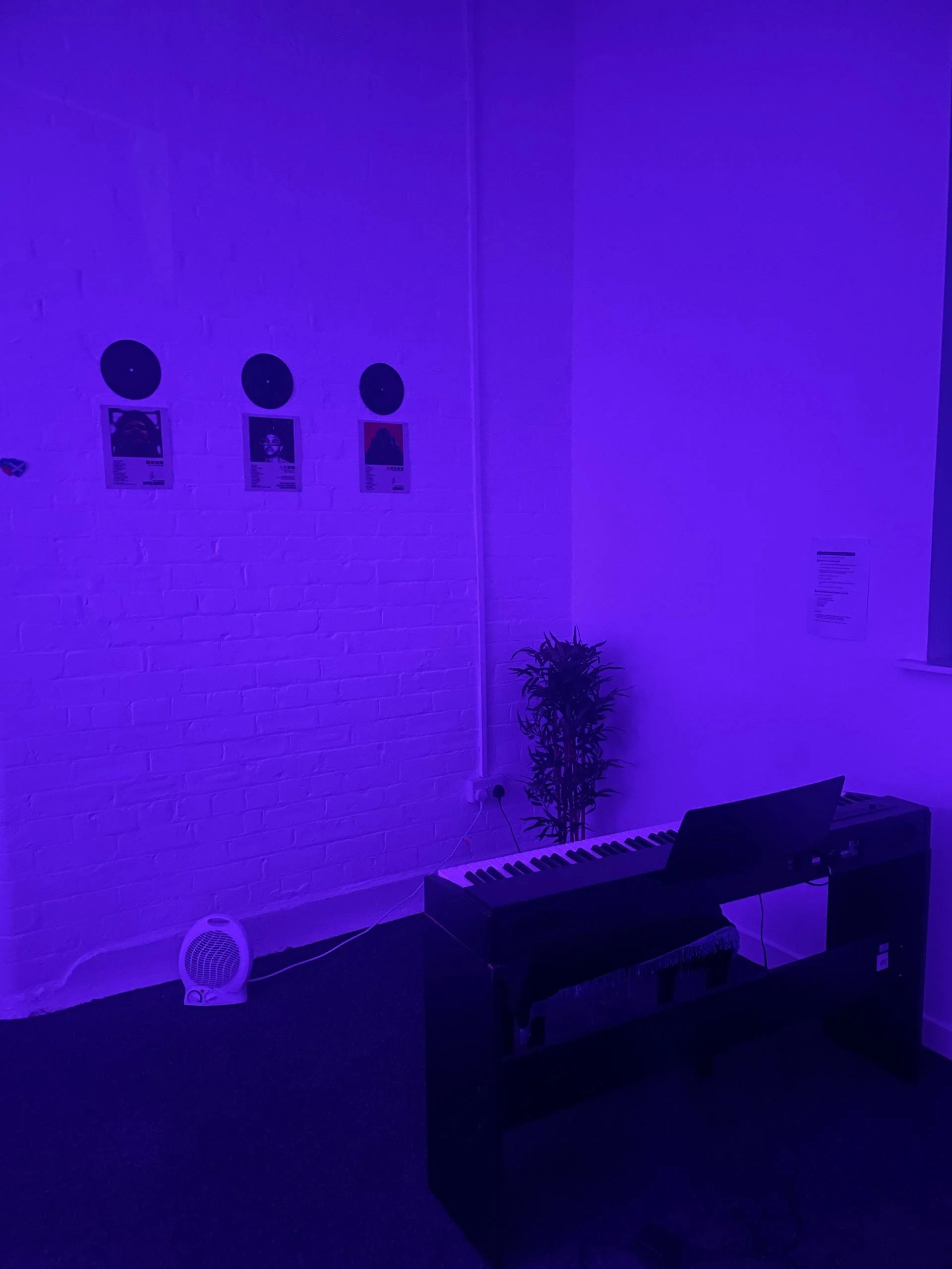 Guru Music School - Room 1 Piano.jpg