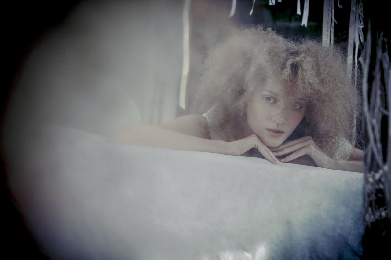©Florence-Montmare-Fashion-editorial-Spirit-and-flesh-magazine-Still-here-12.jpg