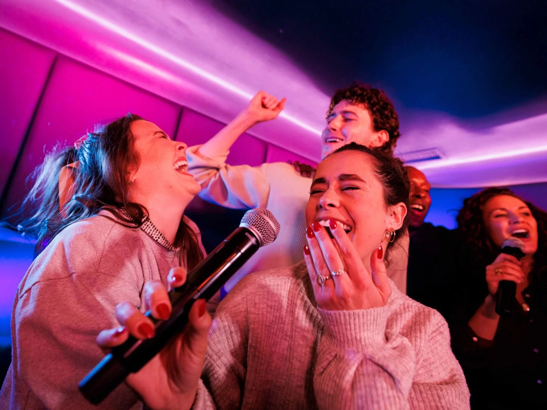 Dancetopia Karaoke & Jukebox Machine Hire Dunedin