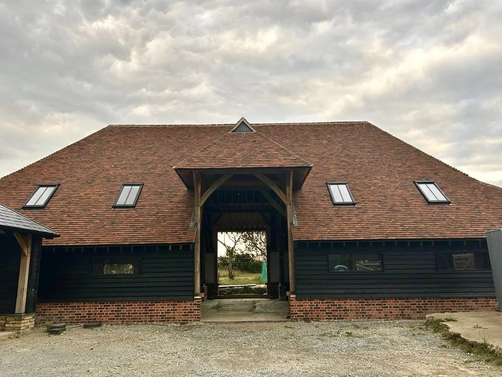 Barn 1.jpg