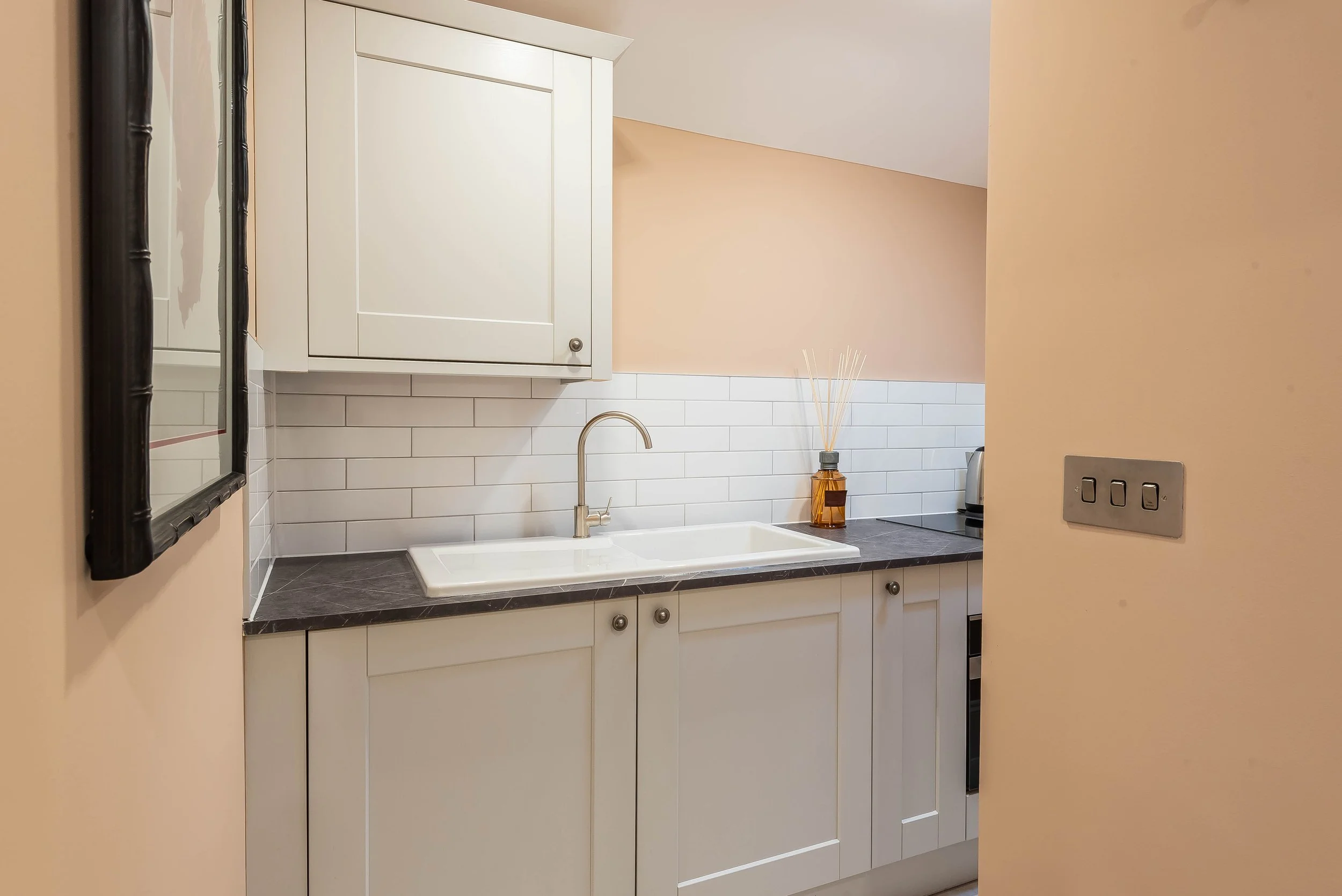 SuperKing Suite (R21.0).jpg