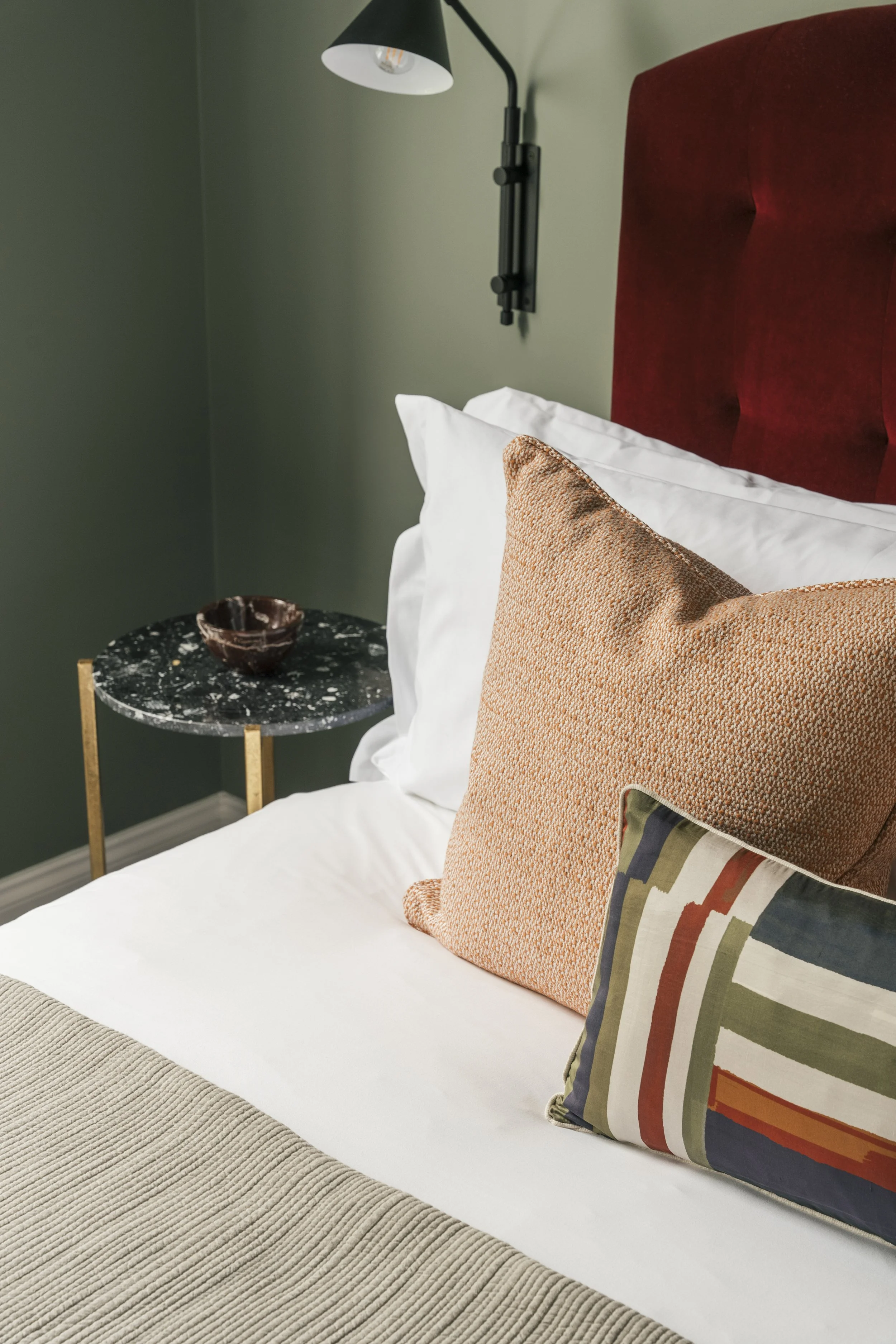 King Suite GV (R12).jpg