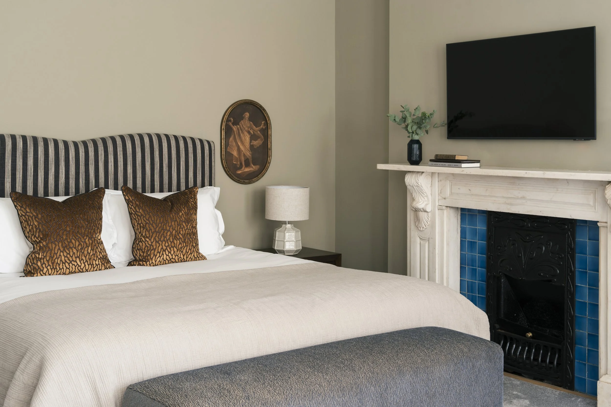 Deluxe SuperKing Suite (R4.0).jpg