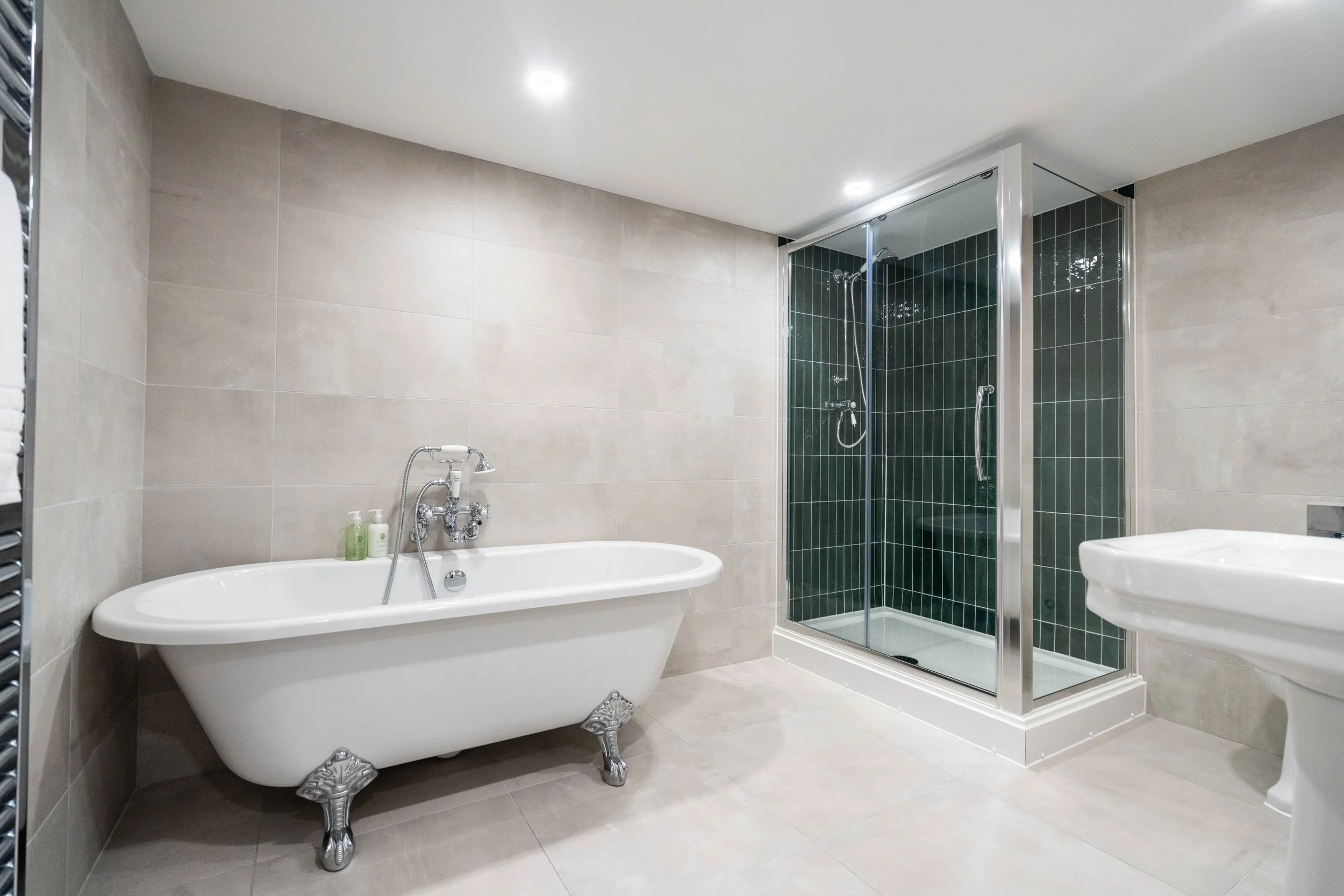 Trendell Suite-6.jpg