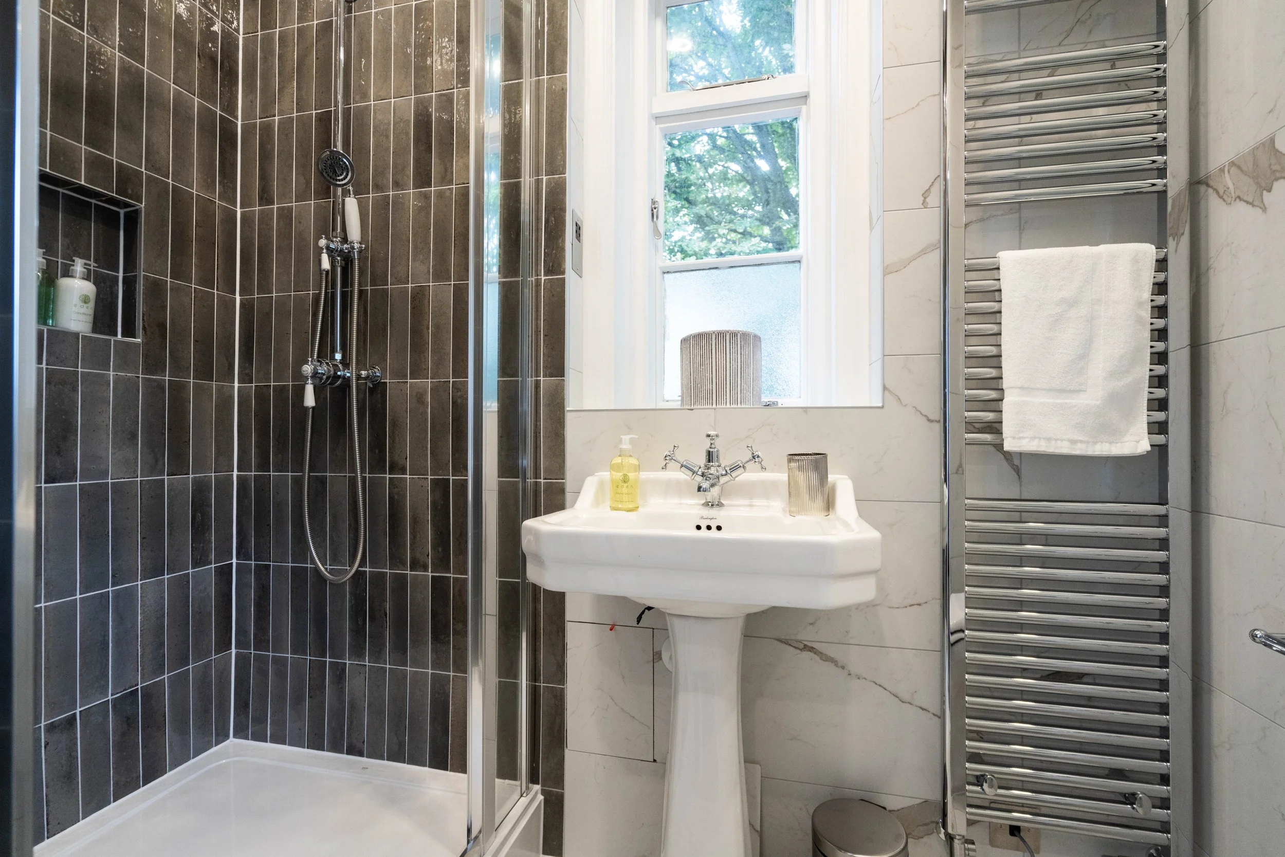 King Room (R15.1).jpg