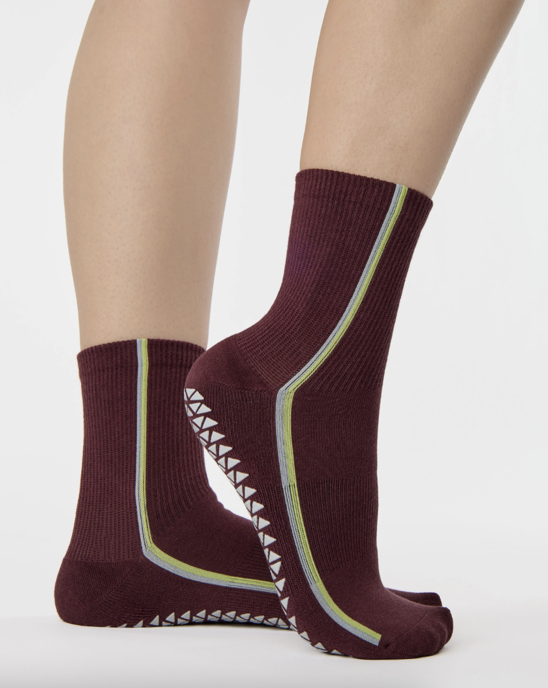 Pointe Studio Race Ankle Grip Sock- Chocolate