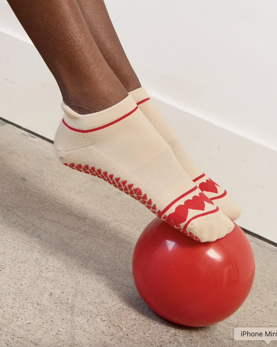 Pointe Studio Heartstrings Full Foot Grip Sock- RED HEARTS