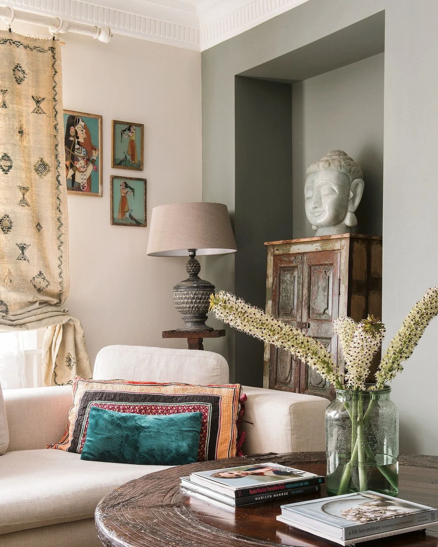 Property Spotlight 💡

This home blends character and creativity at every turn. From vibrant, light-filled living spaces to a bold and beautifully practical kitchen, this townhouse is perfectly equipped for modern family life.

Get in touch today to 
