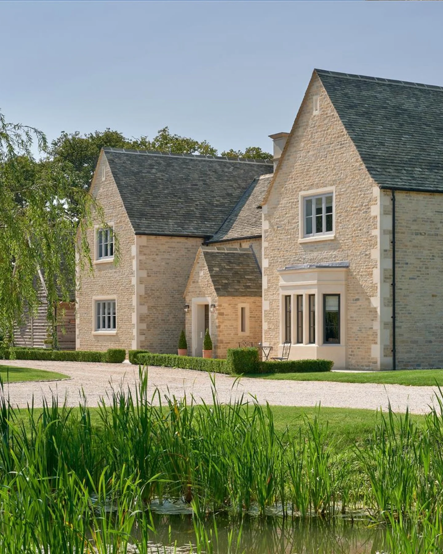 Sold 🥂

We are delighted to share that this striking Cotswold stone home has sold, offering 6 bedrooms, landscaped gardens and a beautiful poolside setting ✨

Dreaming of your perfect home? Get in touch today to discuss your options 💭 

#manoroxfor