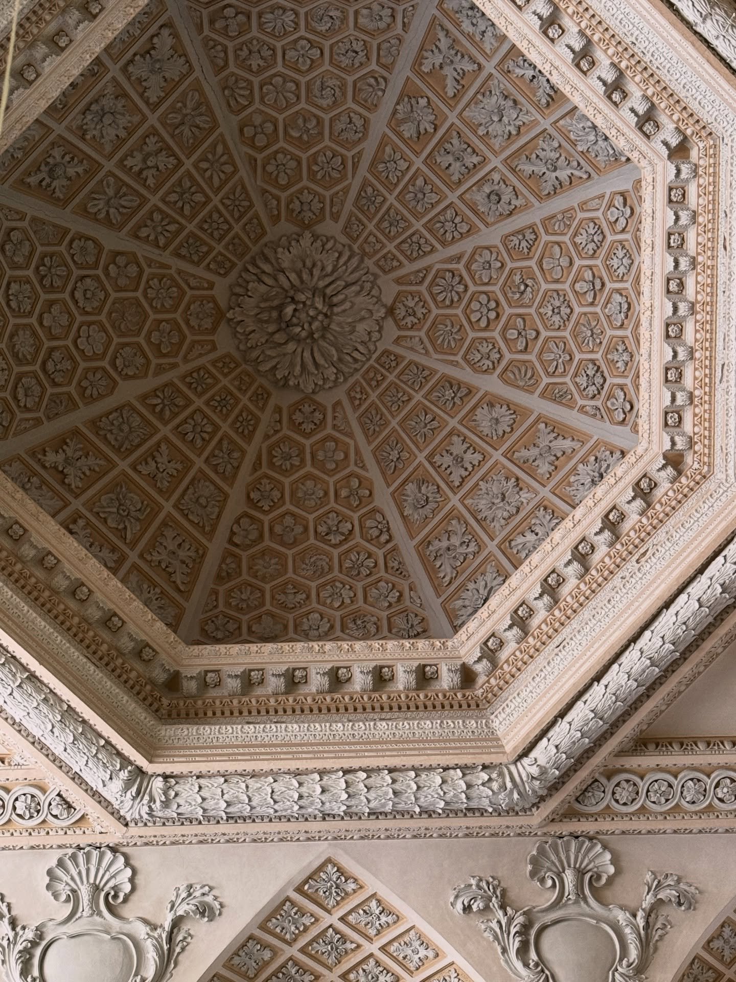 November ✨

If you&rsquo;re looking to buy, sell, or simply explore what&rsquo;s possible in this beautiful part of the world, we&rsquo;d love to help you! 

#manoroxford #cotswolds #cotswoldsliving #october #autumn