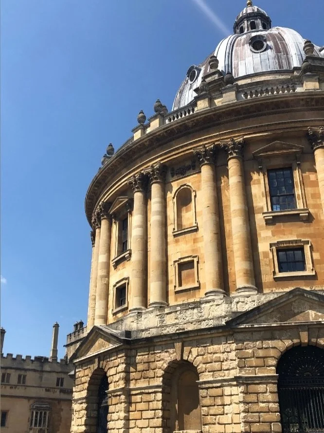 May ☀️🌷

If you&rsquo;re looking to buy, sell, or simply explore what&rsquo;s possible in this beautiful part of the world, we&rsquo;d love to help you! 

#manoroxford #cotswolds #cotswoldsliving #May #Spring