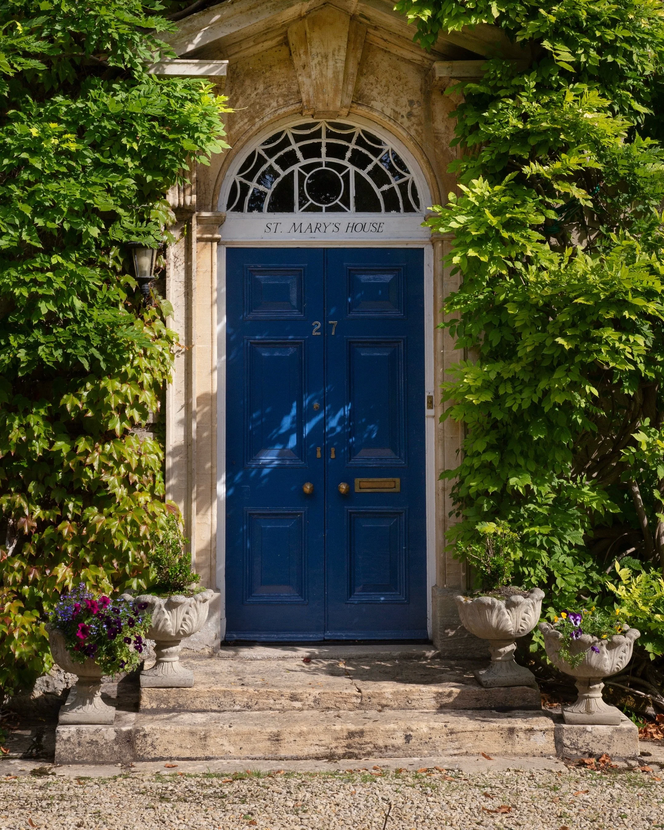 St Mary&rsquo;s House - Church Green 😍

This one deserves your full attention. This is not about square footage or just location&hellip; This is about owning something truly irreplaceable.

High ceilings. Timeless details. Beautifully considered spa