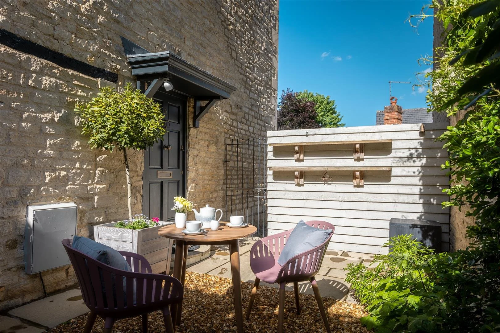 LET AGREED | Woodstock | £2,500 PCM
