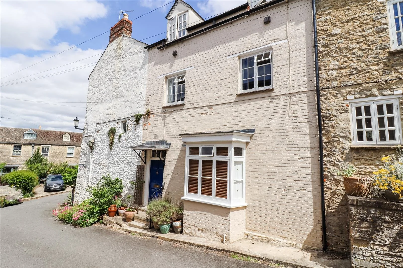 COMPLETED | Woodstock | £425,000