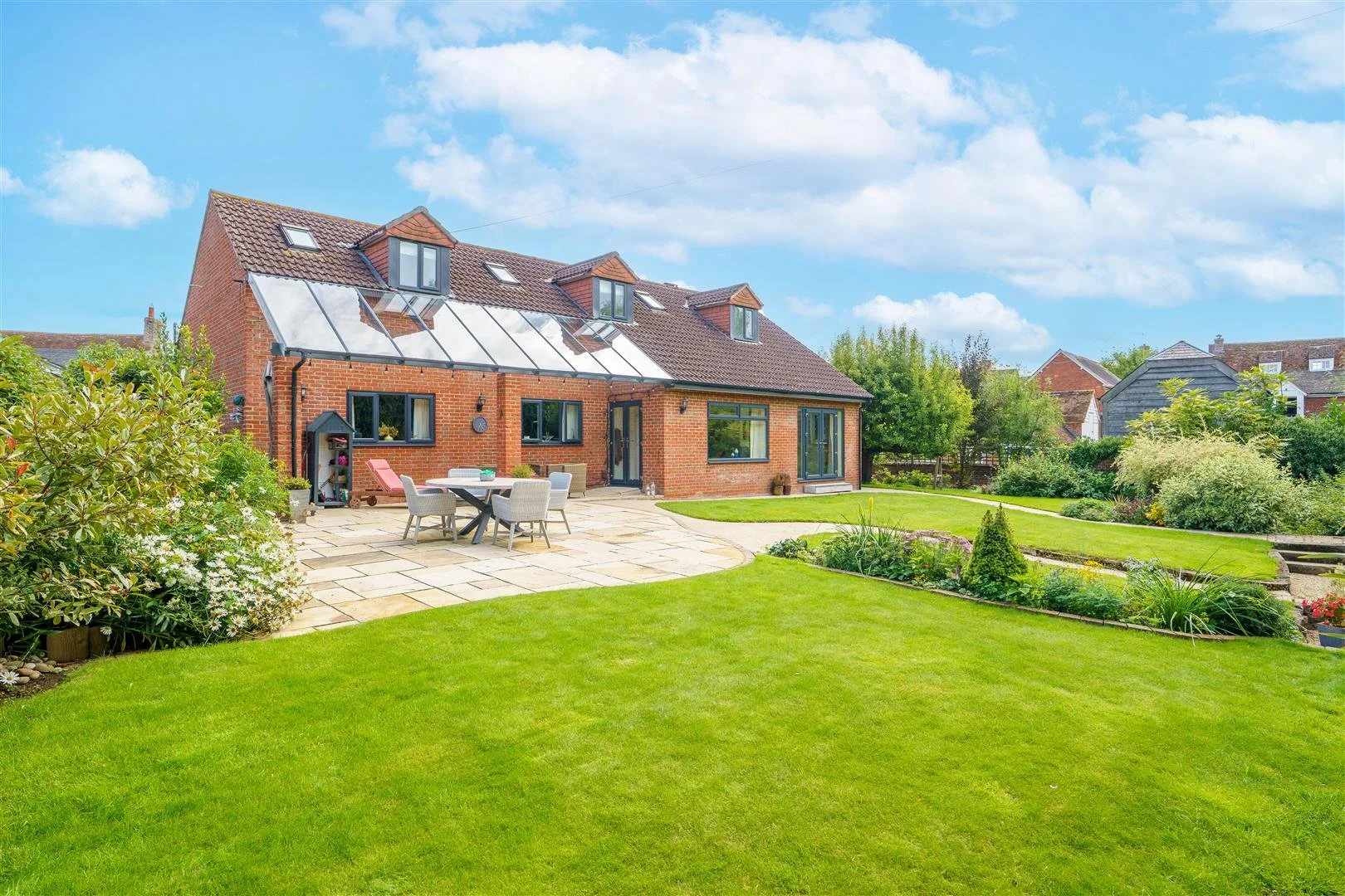 COMPLETED | Grove | £850,000