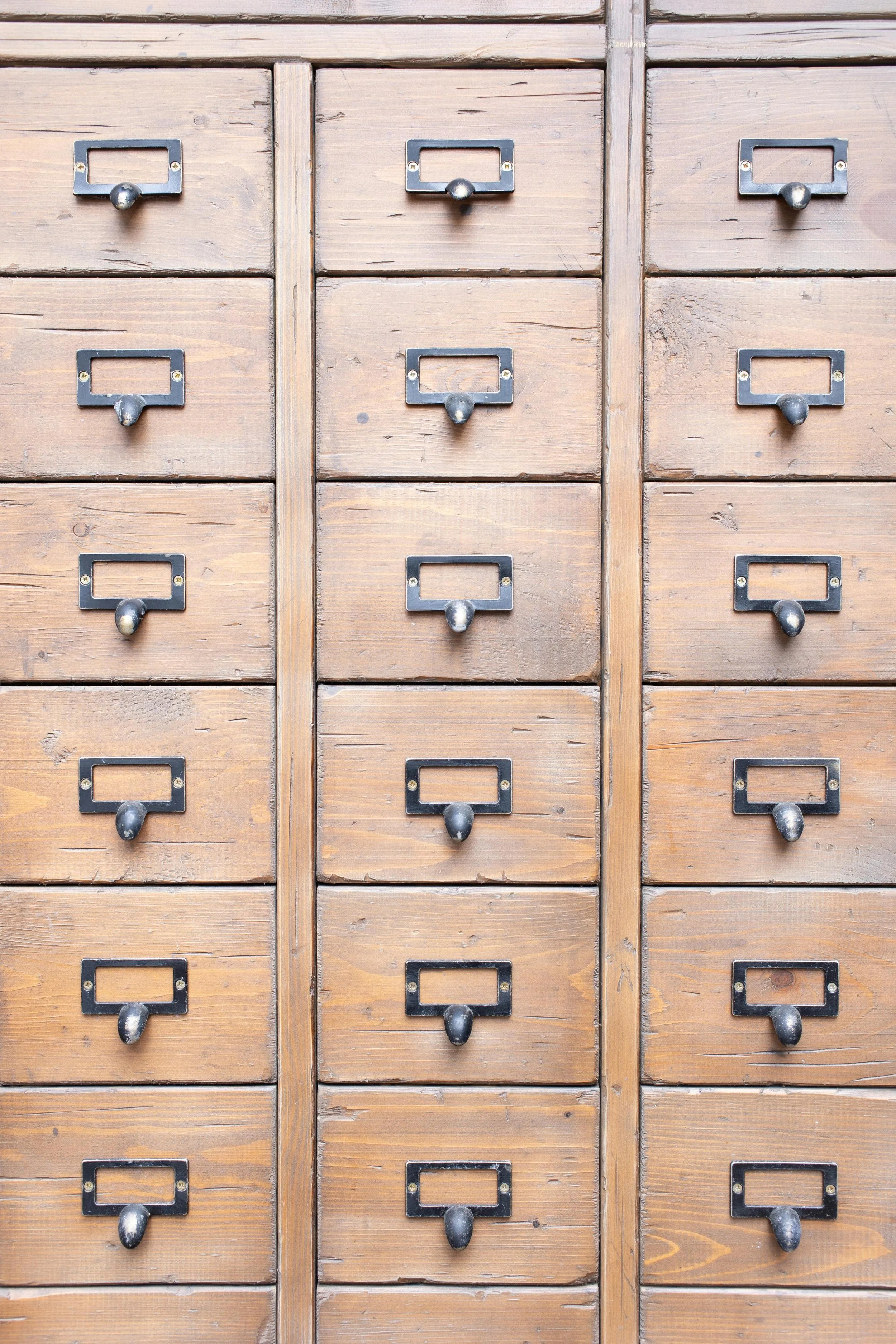 7 Ways to Simplify your Style
