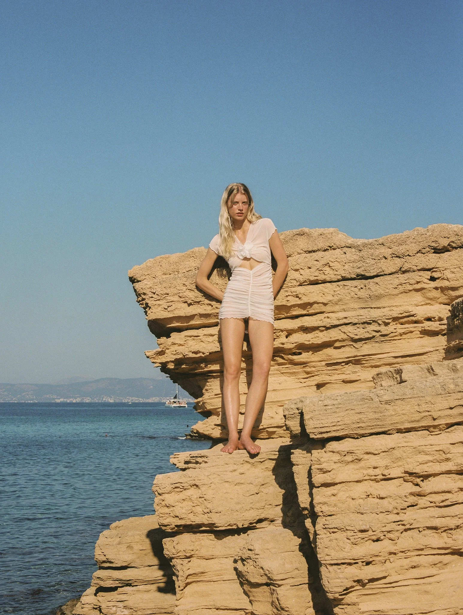 Philosophy Stefania Alafacci Alex Franco Aaron Dormer Alexandra Borras Makiko Nara  Athos Productions Mallorca