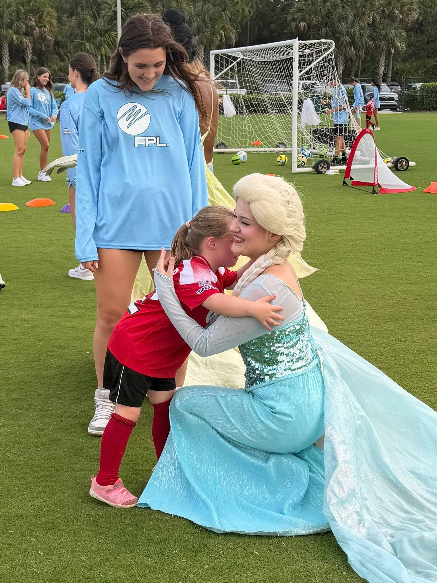 ✨ Just like a sprinkle of fairy dust, a princess hug can turn your day around! 💖 Who else believes in the magic of a warm embrace? Let&rsquo;s spread the love and create our own fairy tales one hug at a time! 🌈✨
