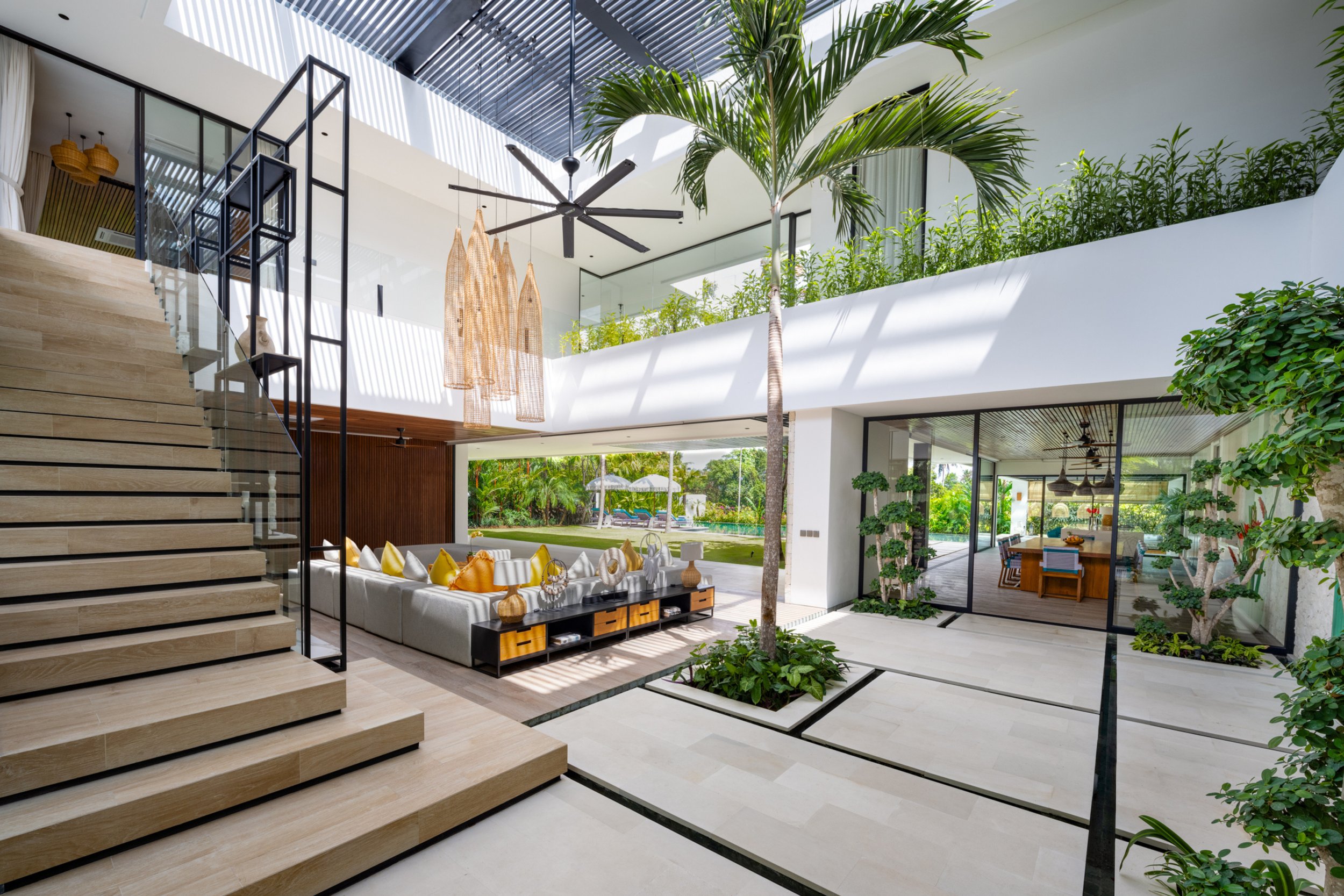 VillaBelladonna_Bali_06_LivingInteriors.jpg